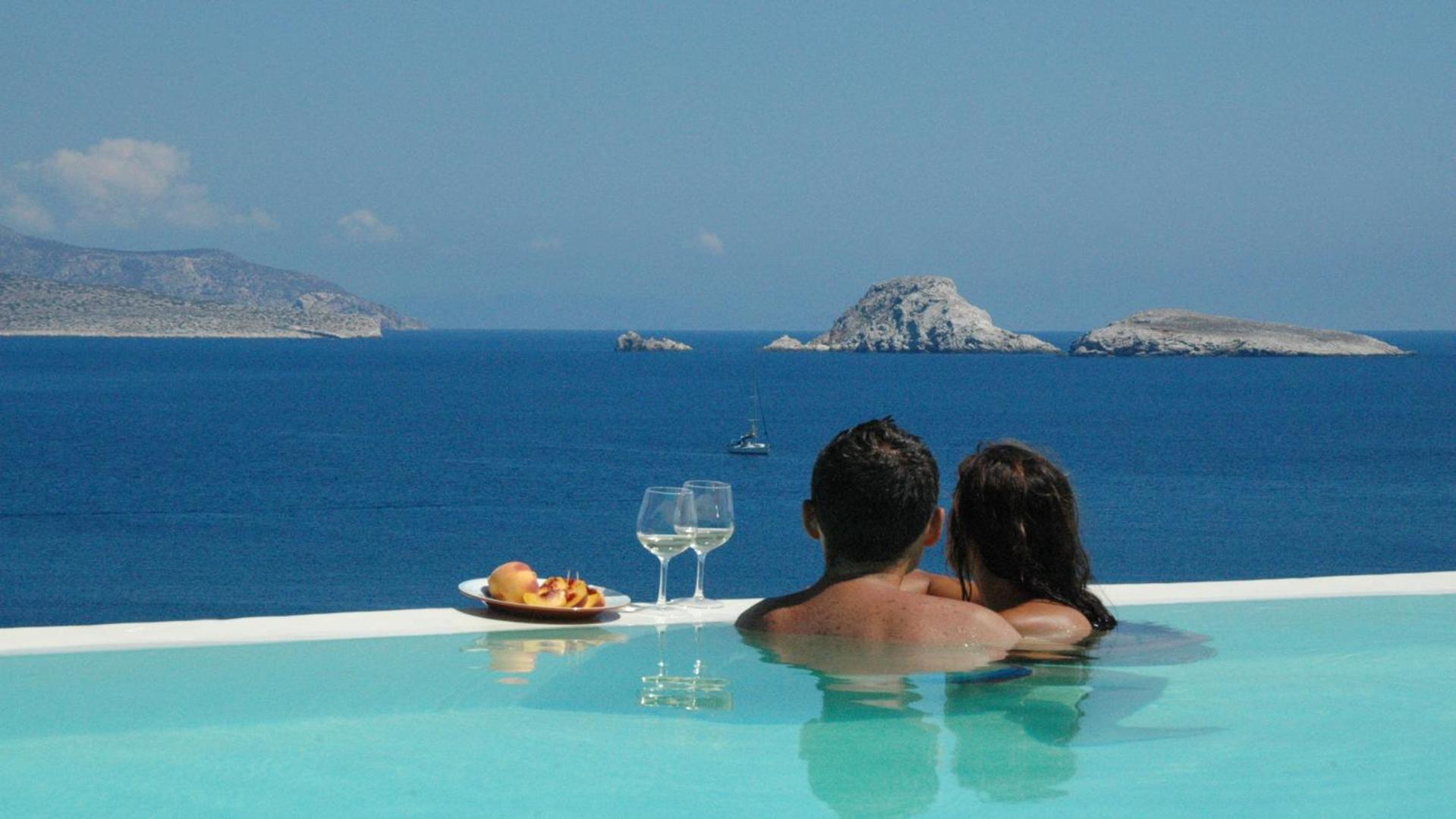 Folegandros Villas Seafront