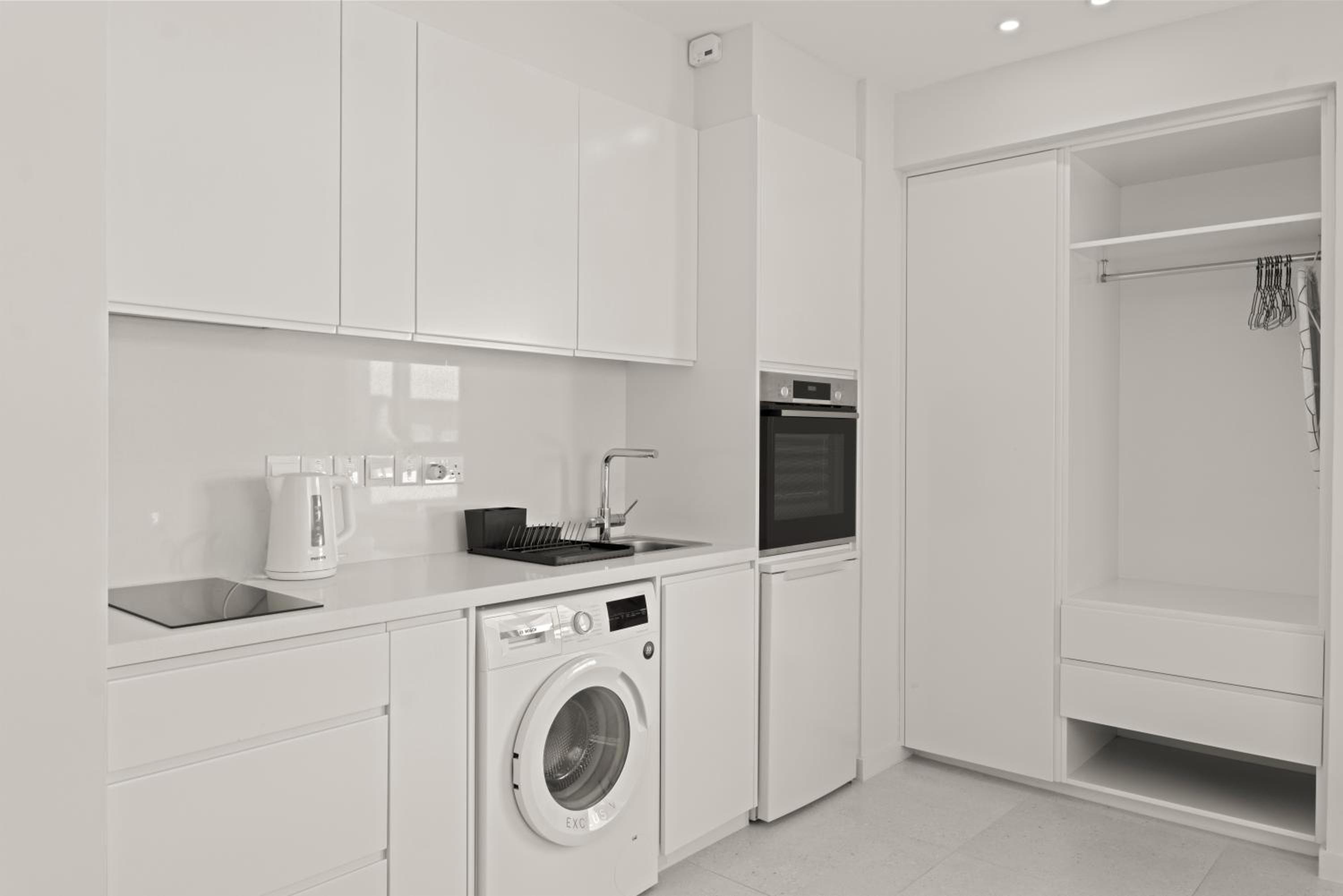 Phaedrus Living: Limassol Seaside Residences 05