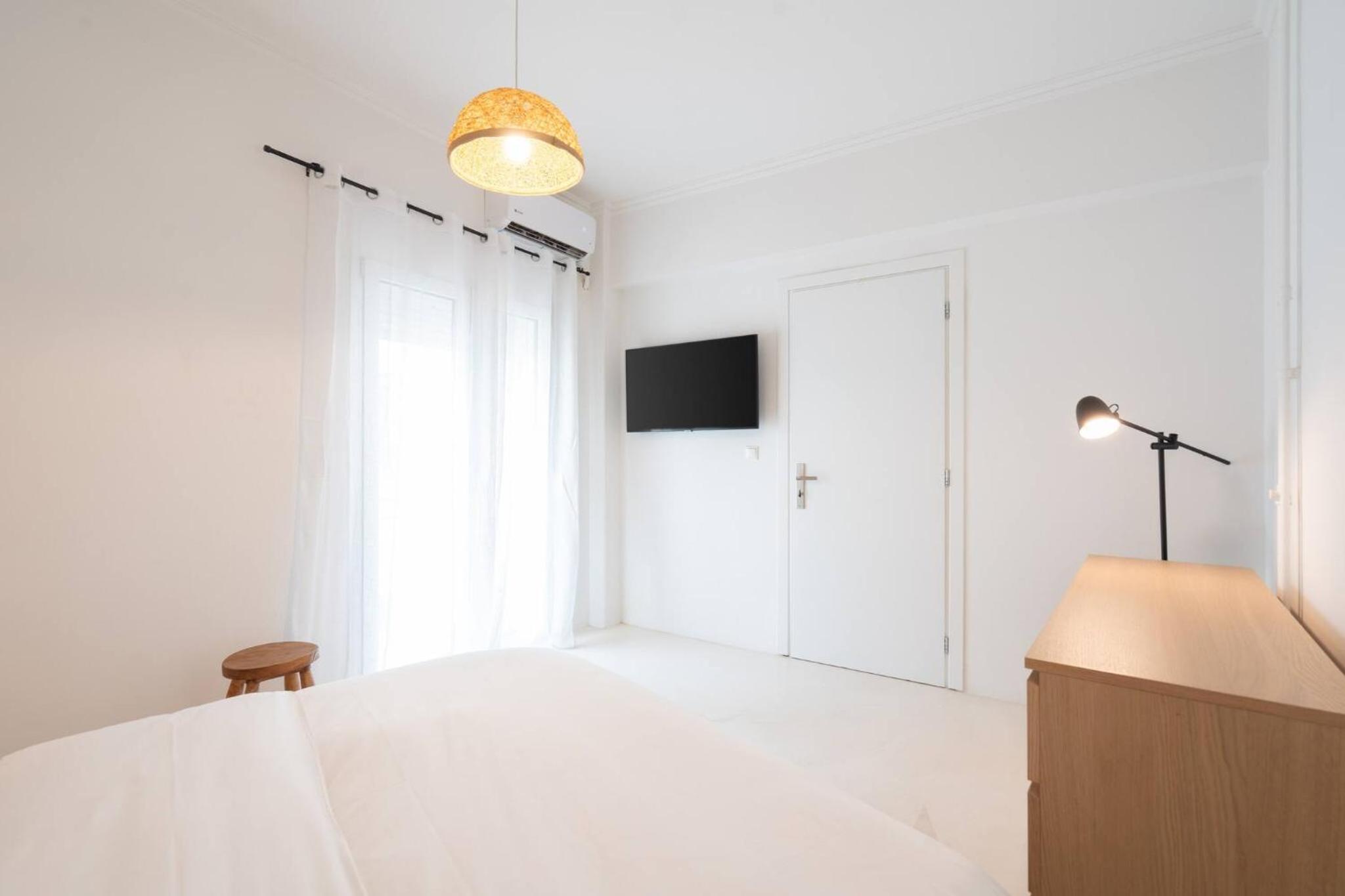 Prime Location 1-Bedroom Apt