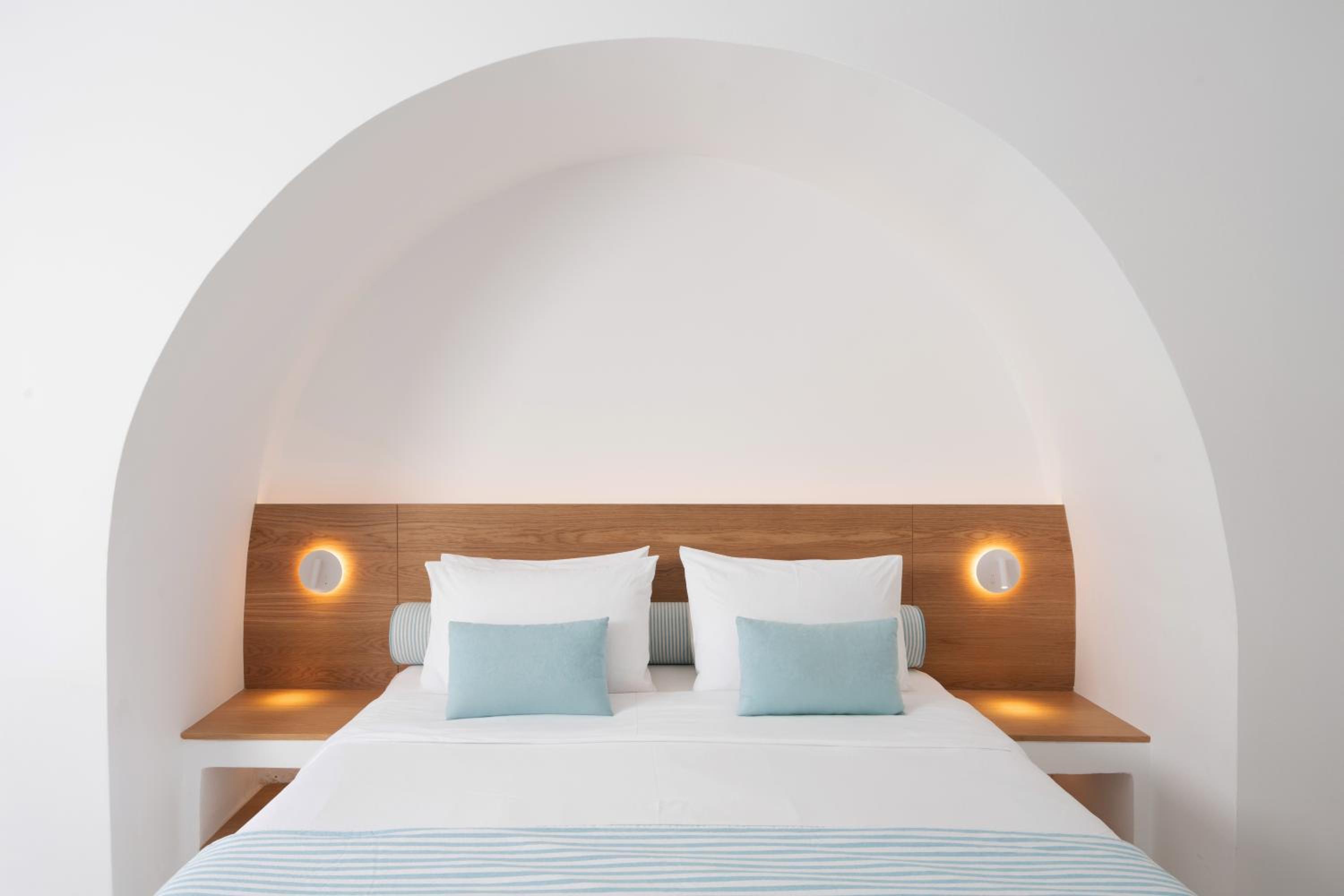 Santorini Kastelli Resort