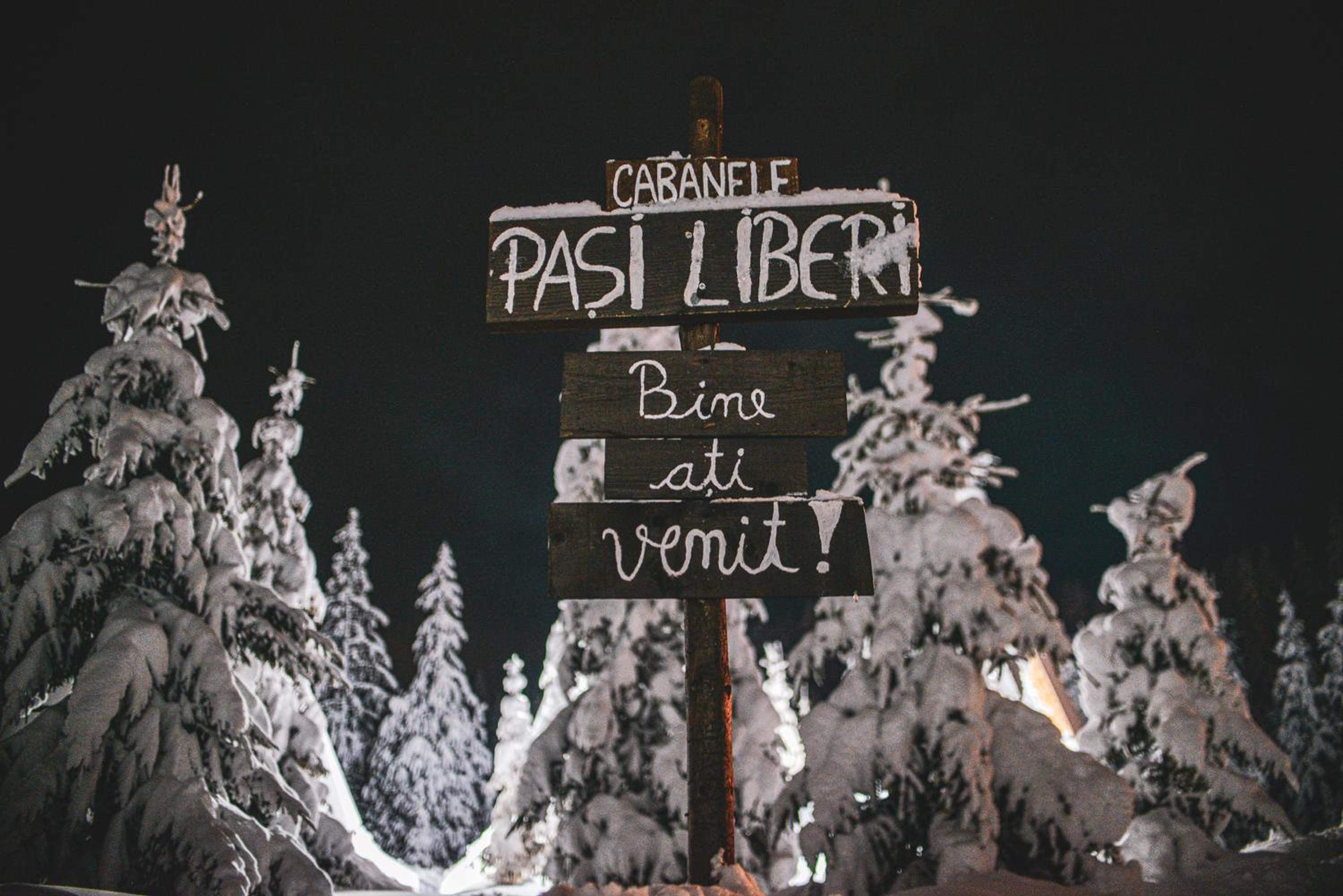 Camere de închiriat Pași Liberi view 5
