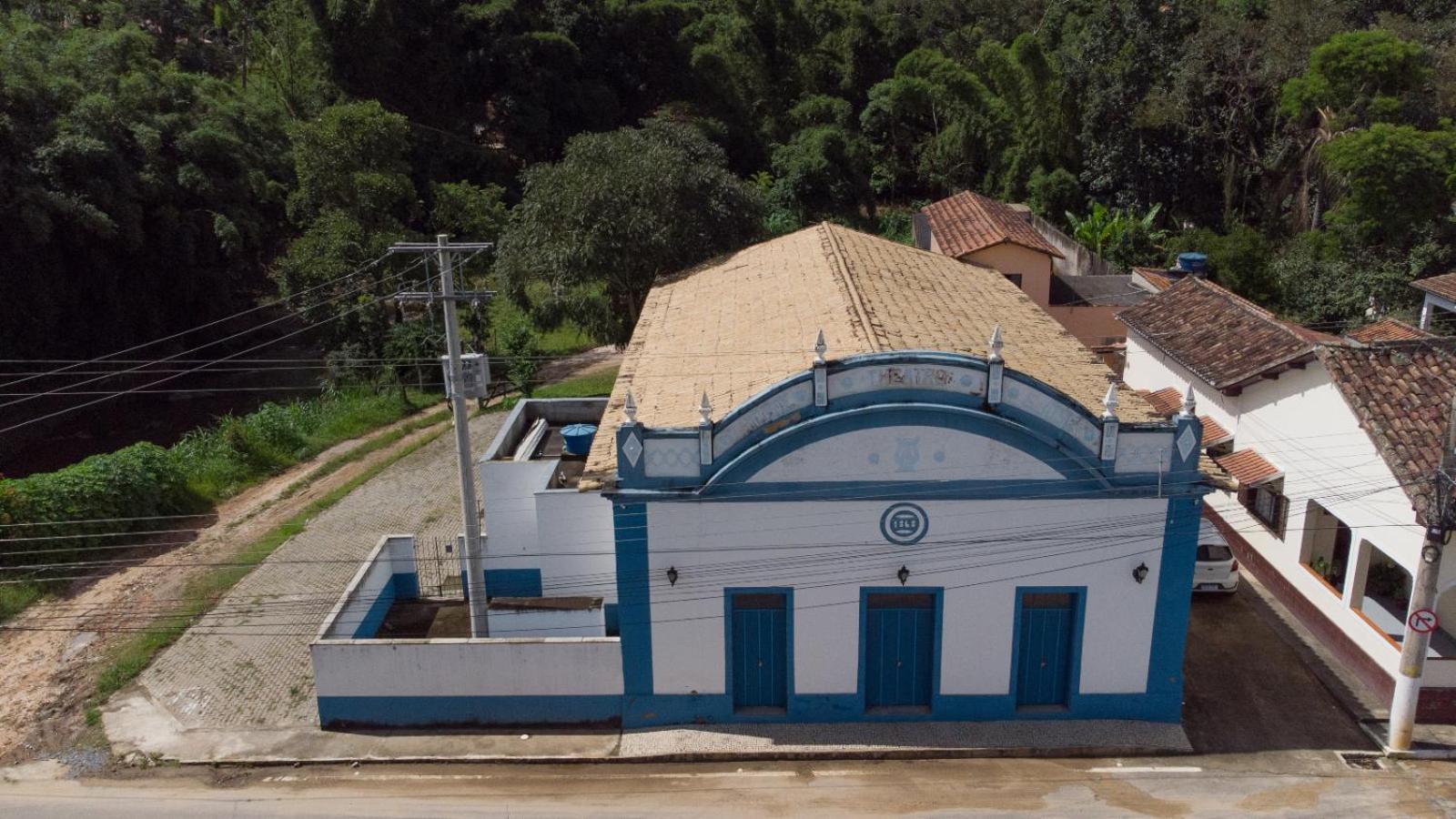 Casa Azul da Bocaina em São José do Barreiro
