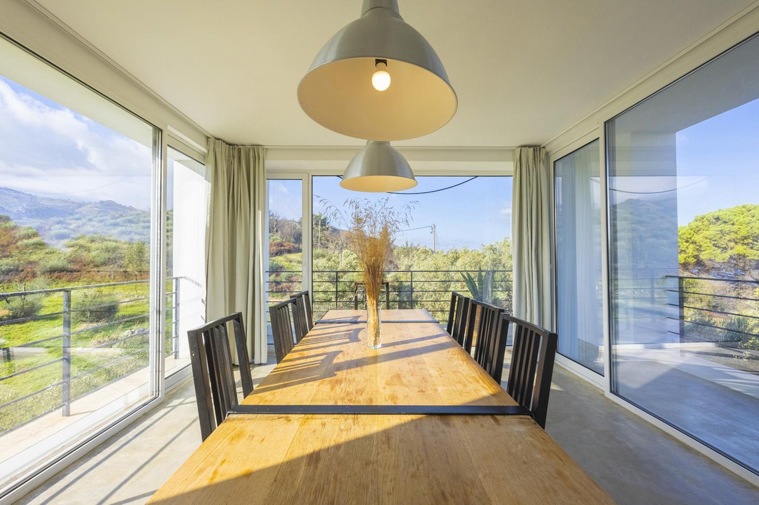 Villa Voukithro