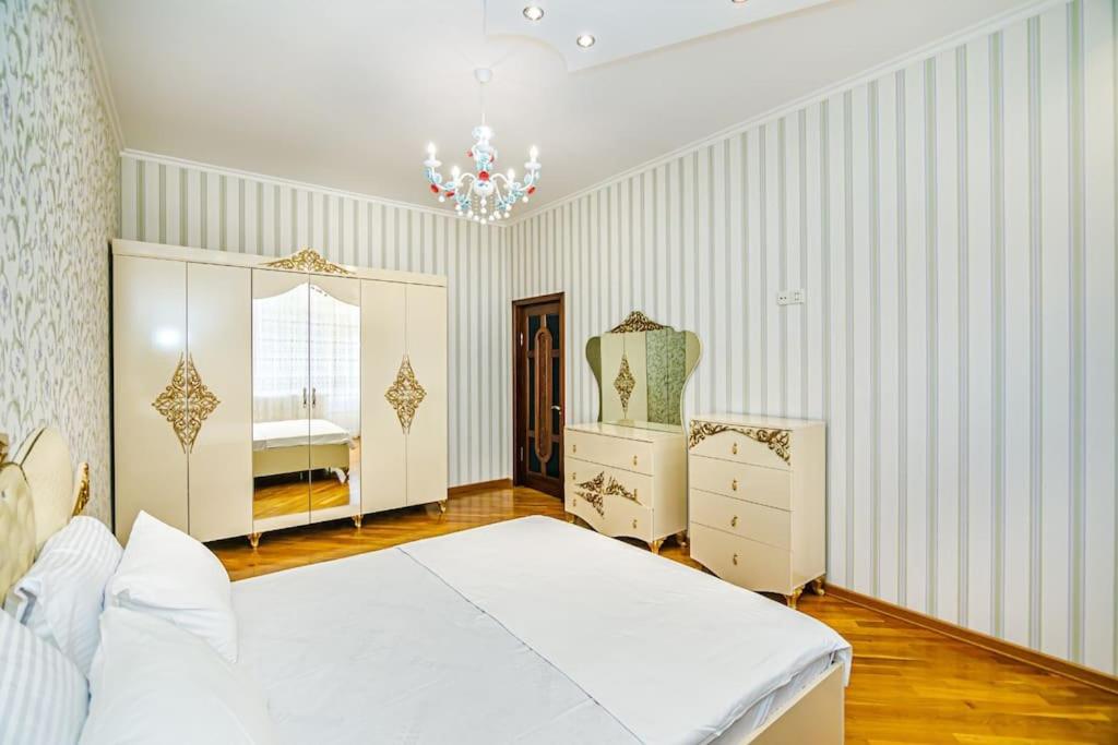 Cozy Luxury apartment 38