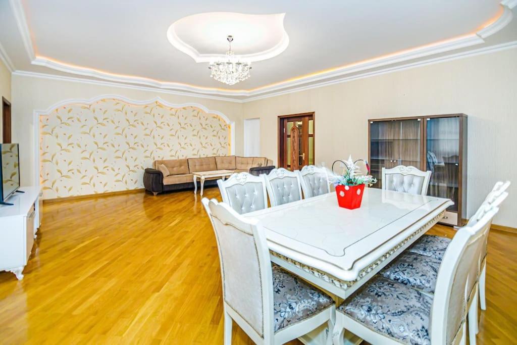 Cozy Luxury apartment 38