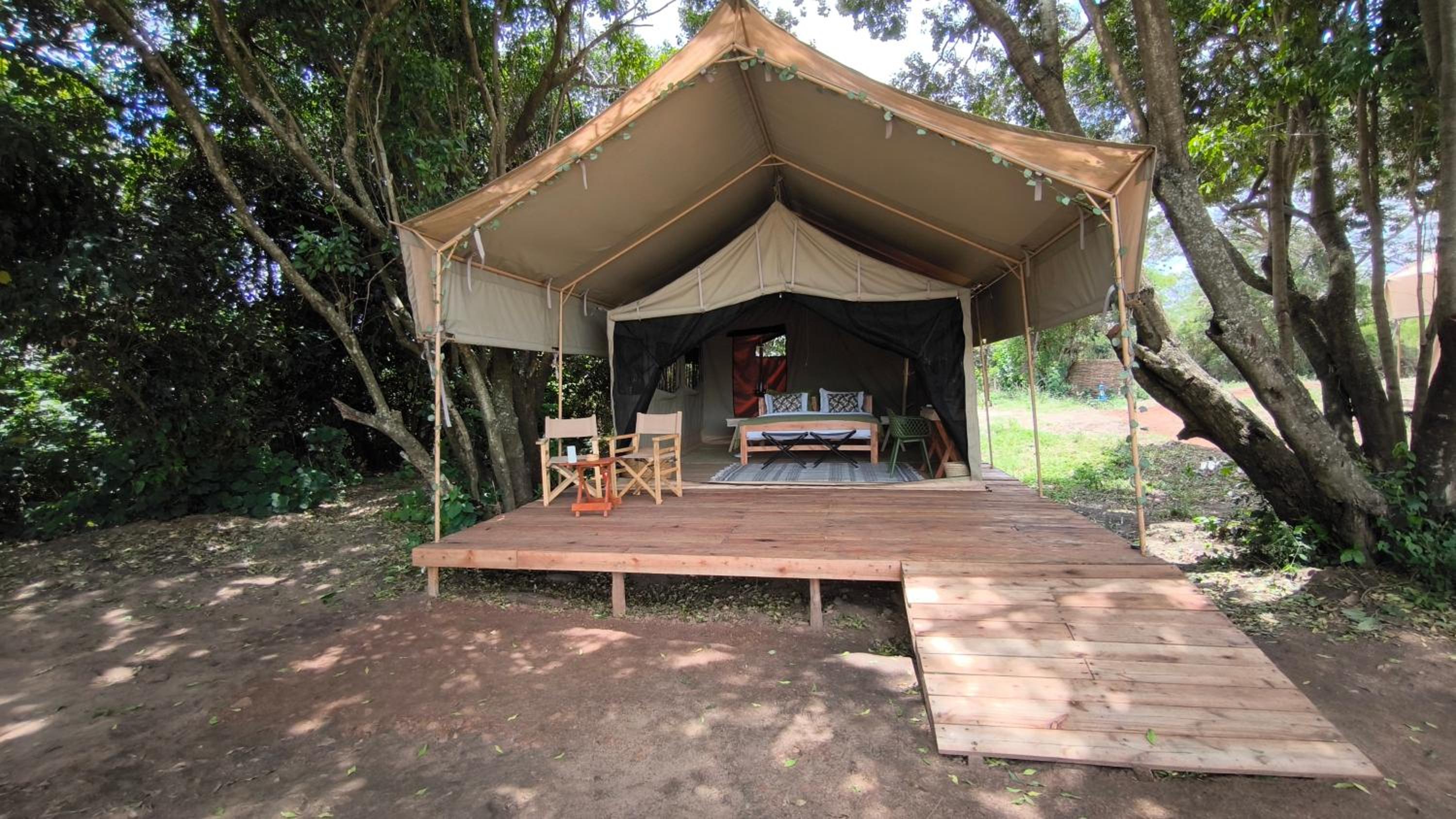 Julia's River Camp