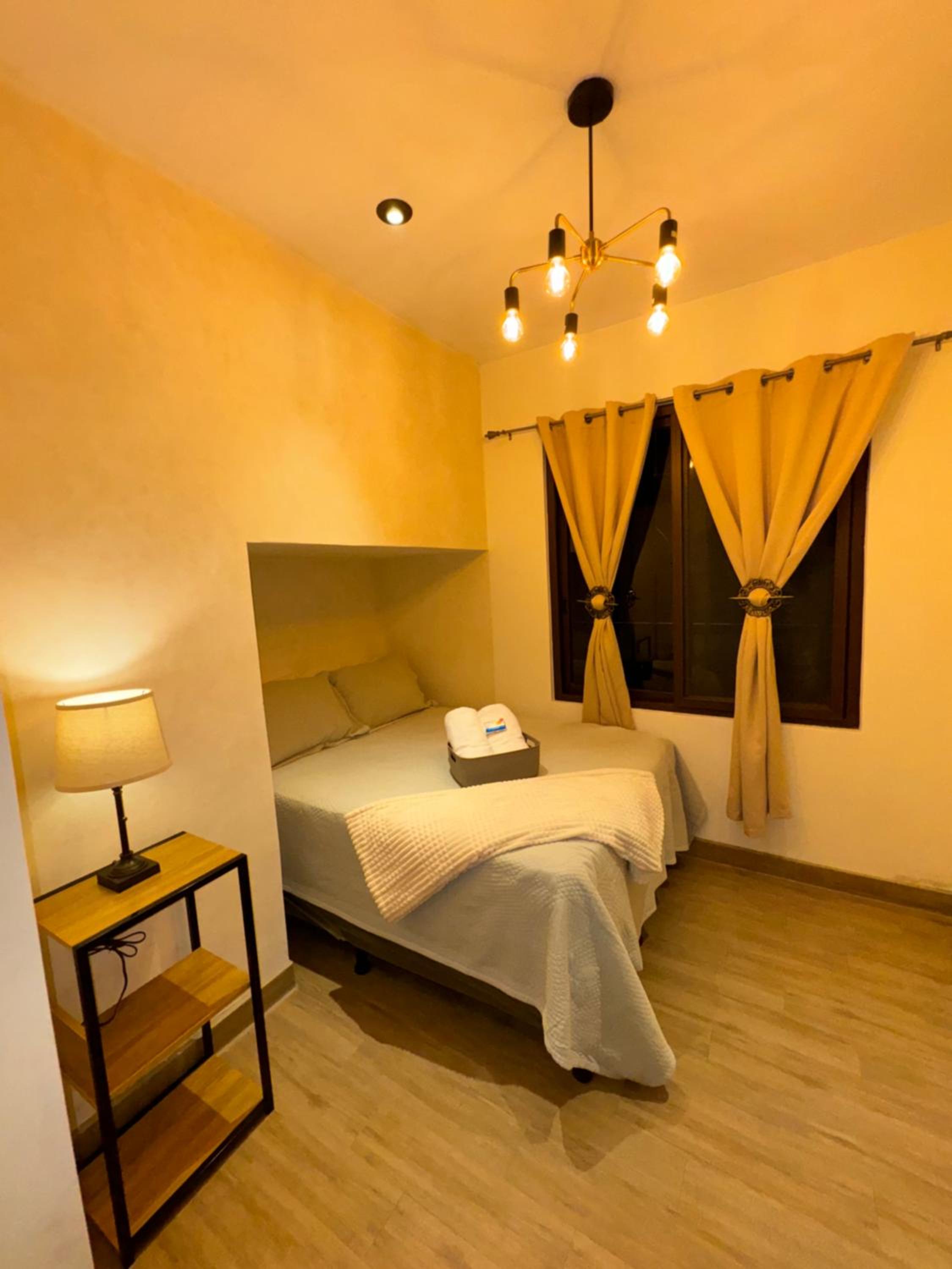Casa Boutique tipo Colonial, Antigua Guatemala view 4