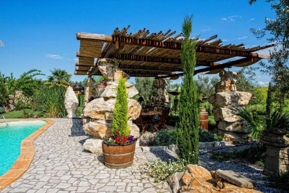 Il Giardino dei Flintstones B&B