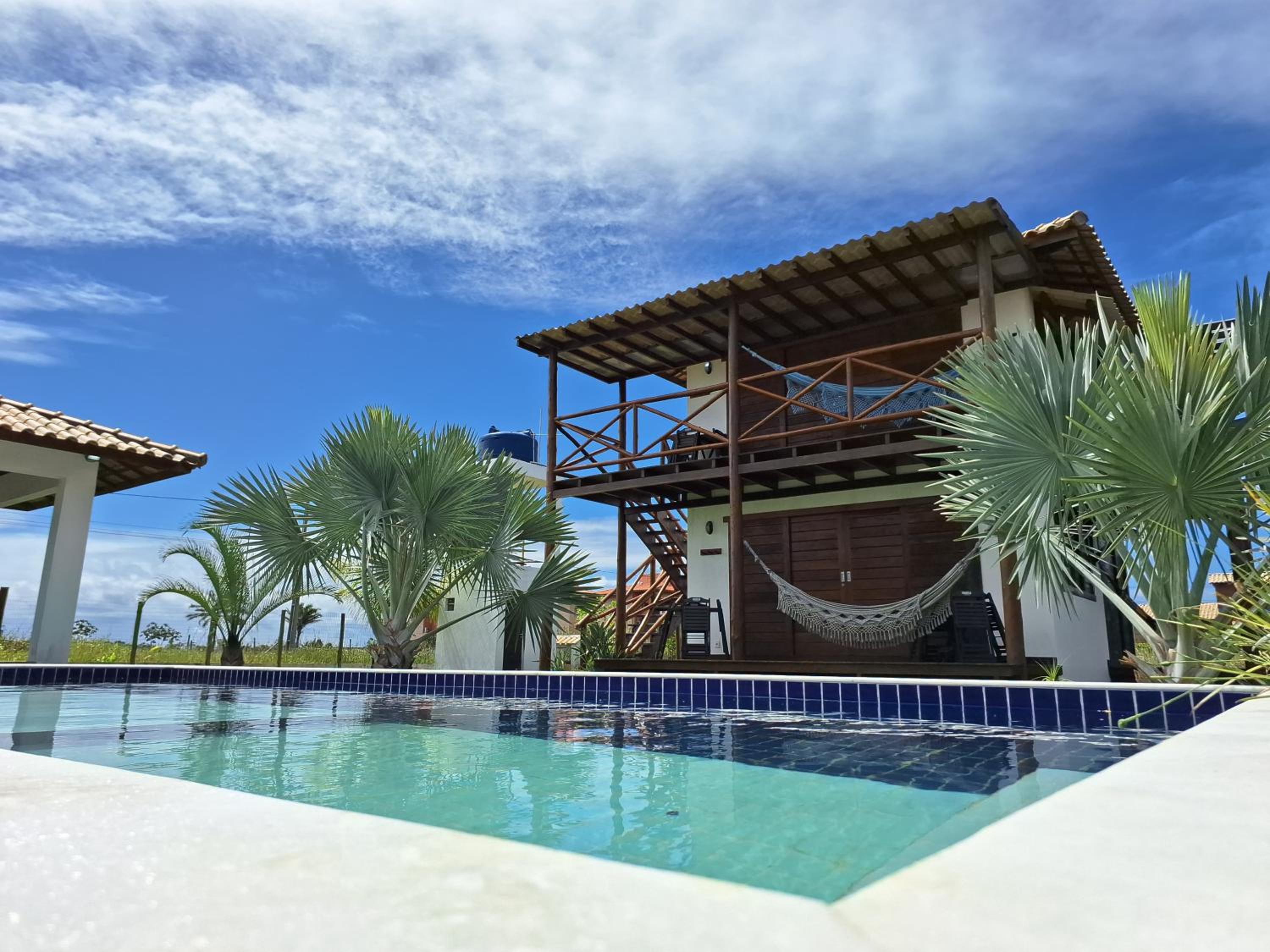 CASA com PISCINA e PRÓXIMA à PRAIA das PISCINAS NATURAIS - TAIPU DE FORA