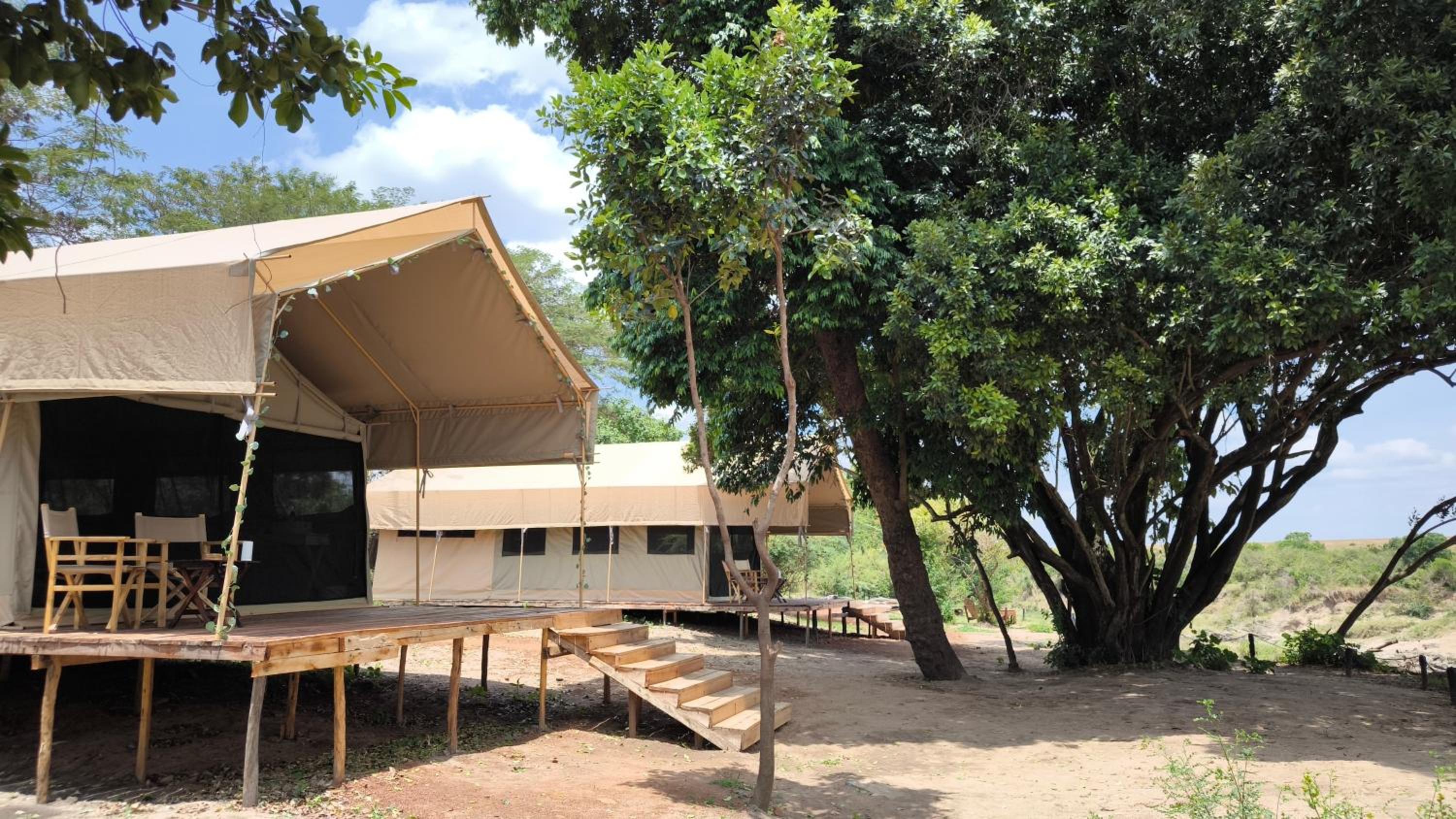 Julia's River Camp