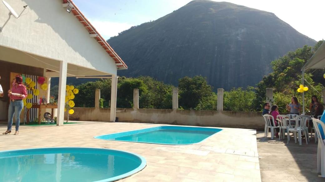 Casa em Itaipuaçu com Ar Piscina Churrasqueira