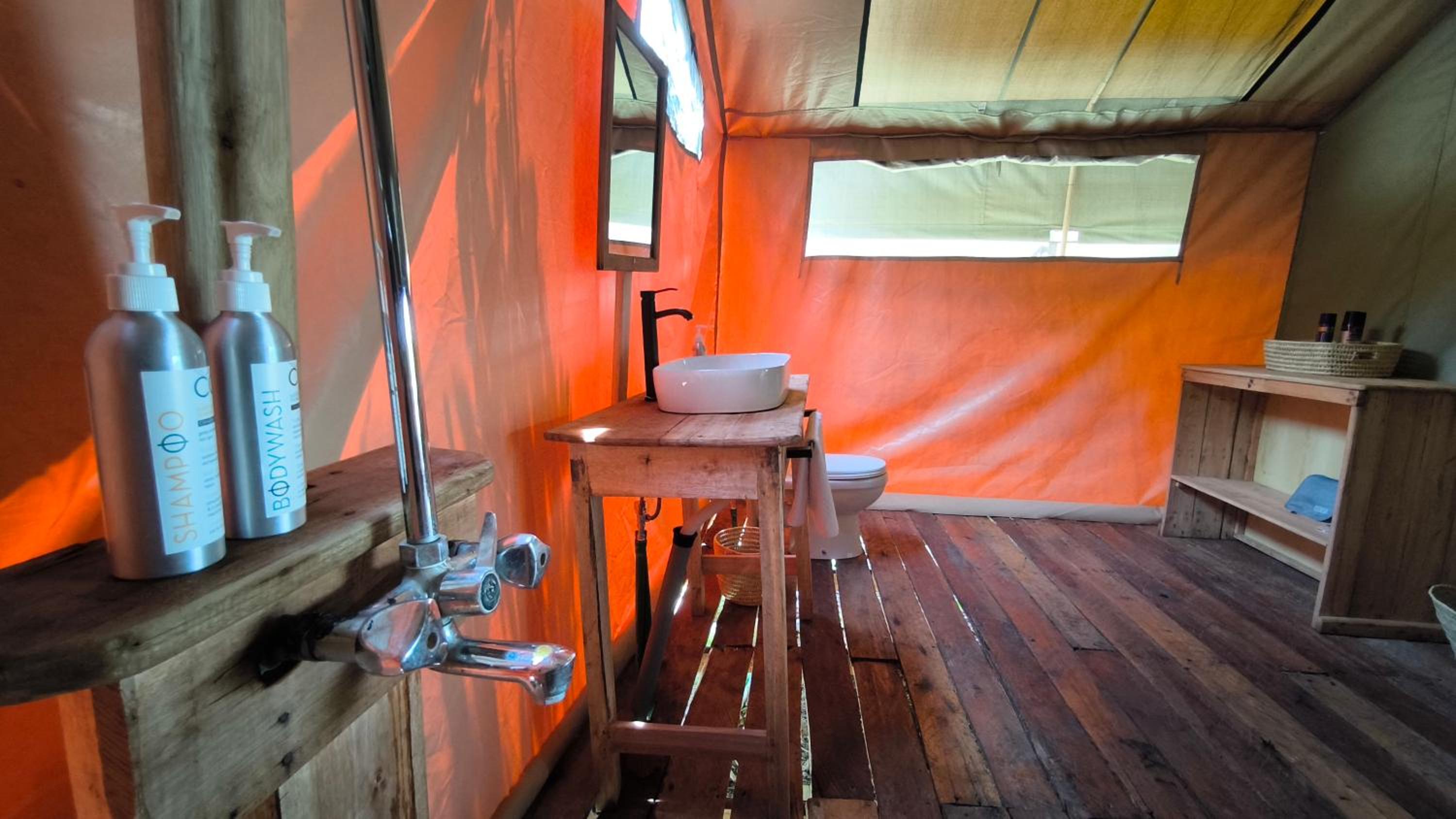 Julia's River Camp