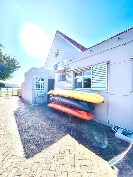 Rainbow Cottages - Kingfisher Drive view 4