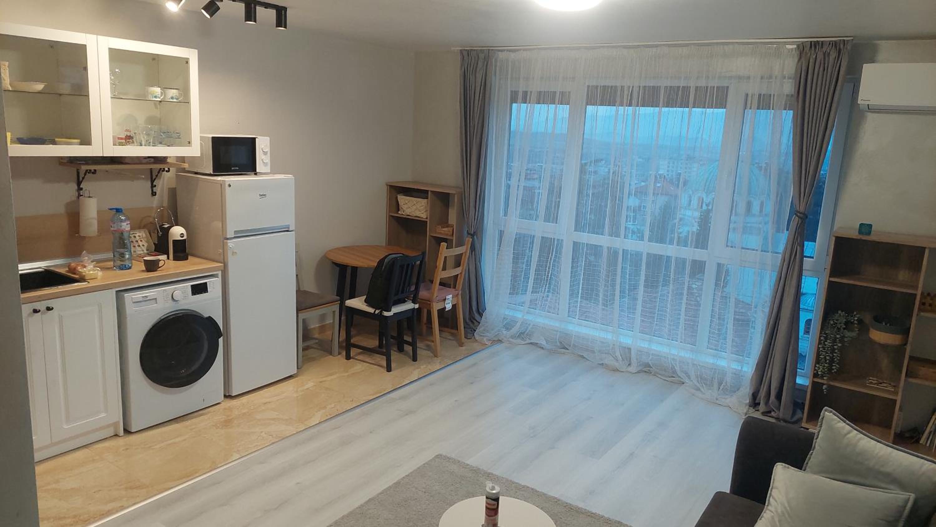 Sky Hills Apartment