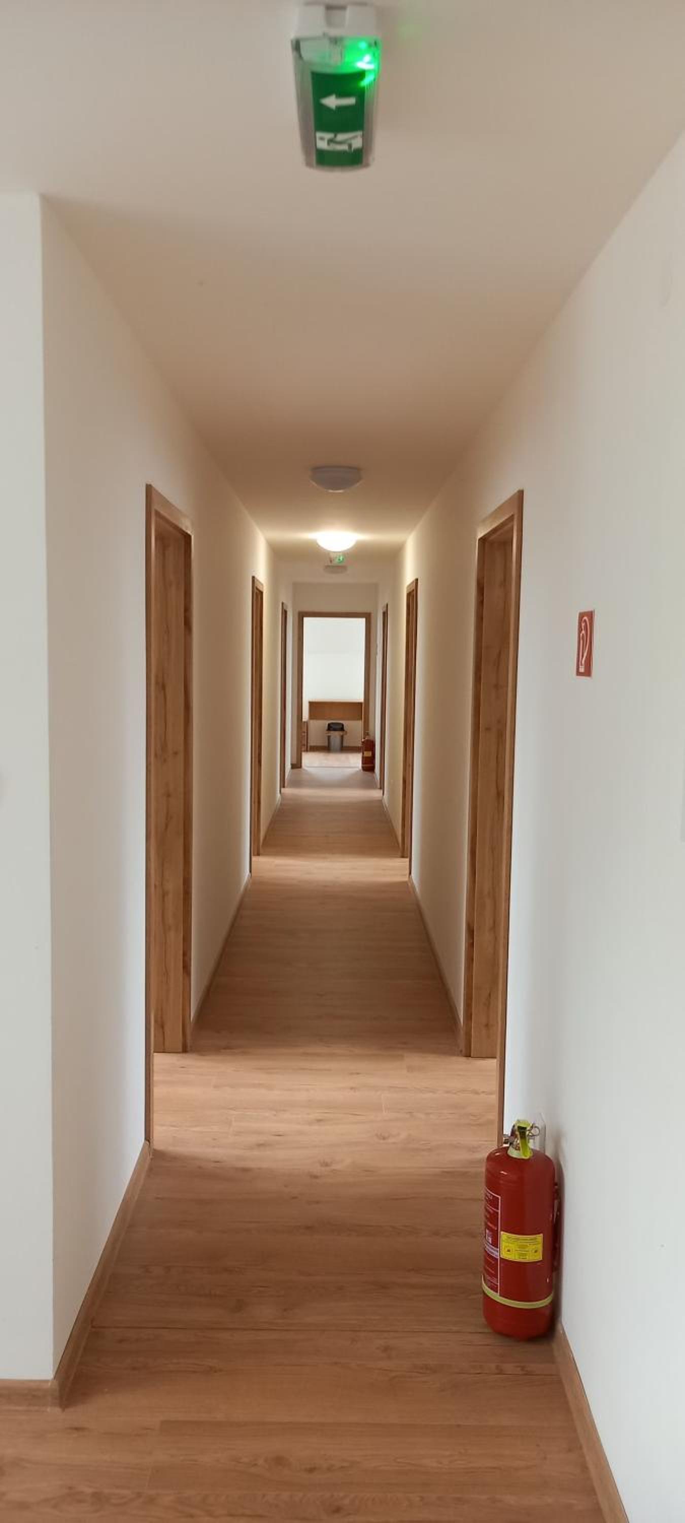 Photo 28