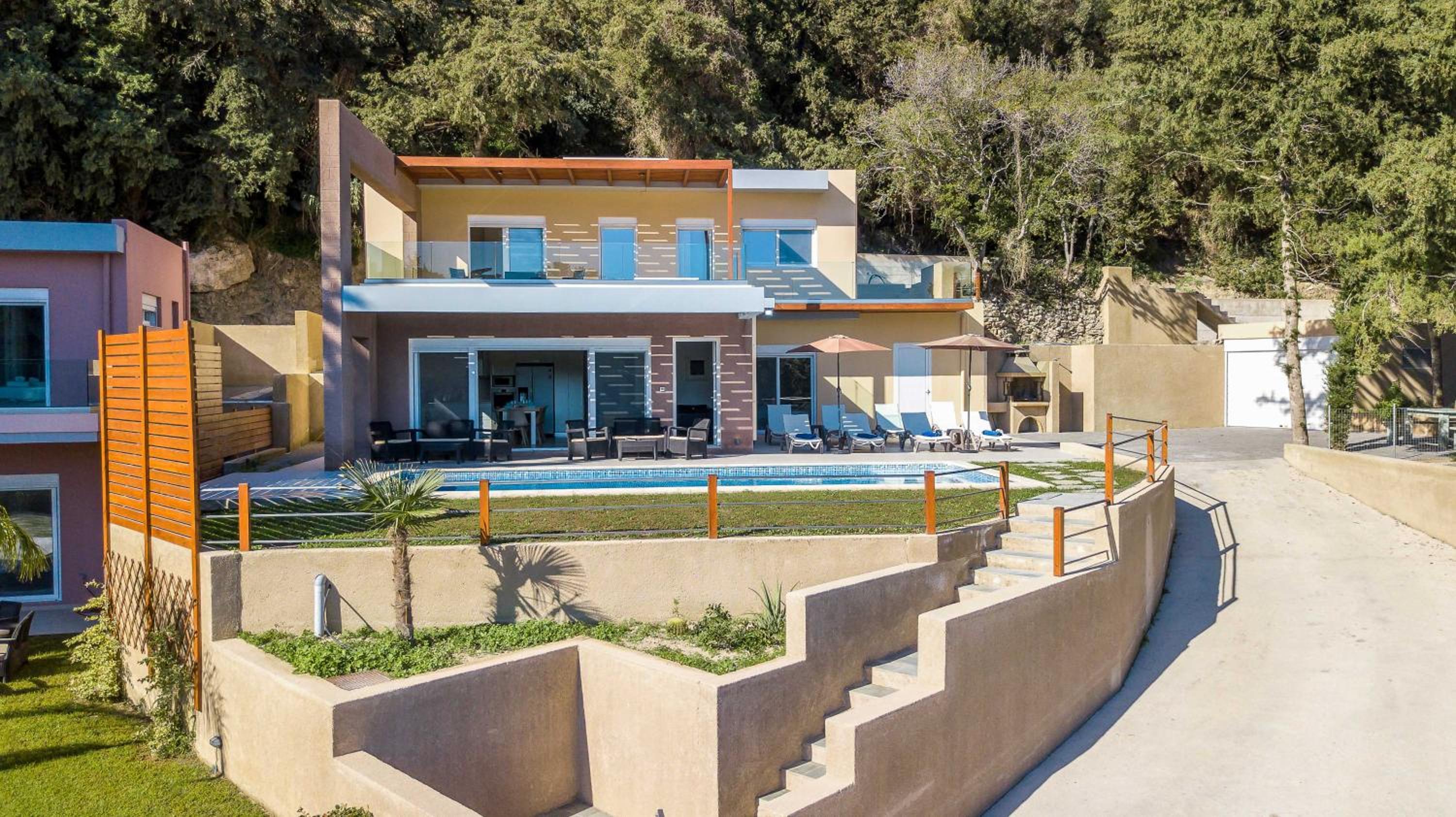 Hotel Louloudi Hills Villa 1 - Image 1