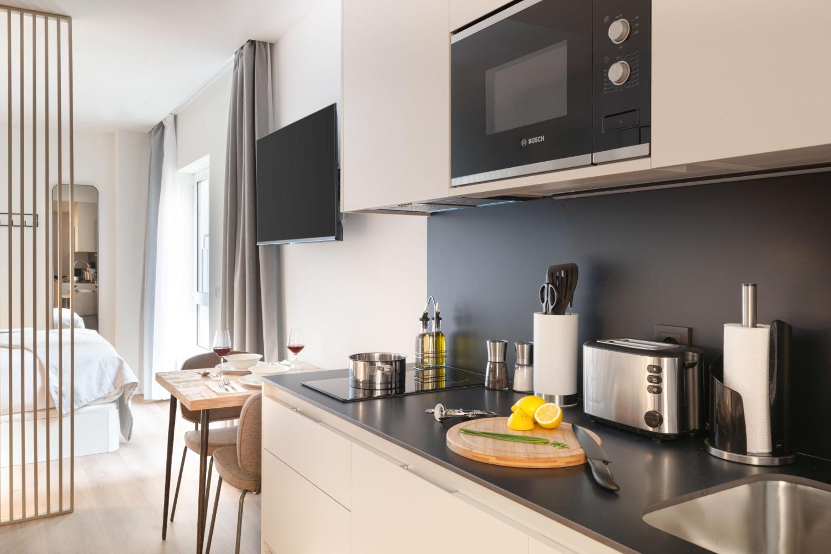Limehome Madrid Calle de Juan Hurtado de Mendoza