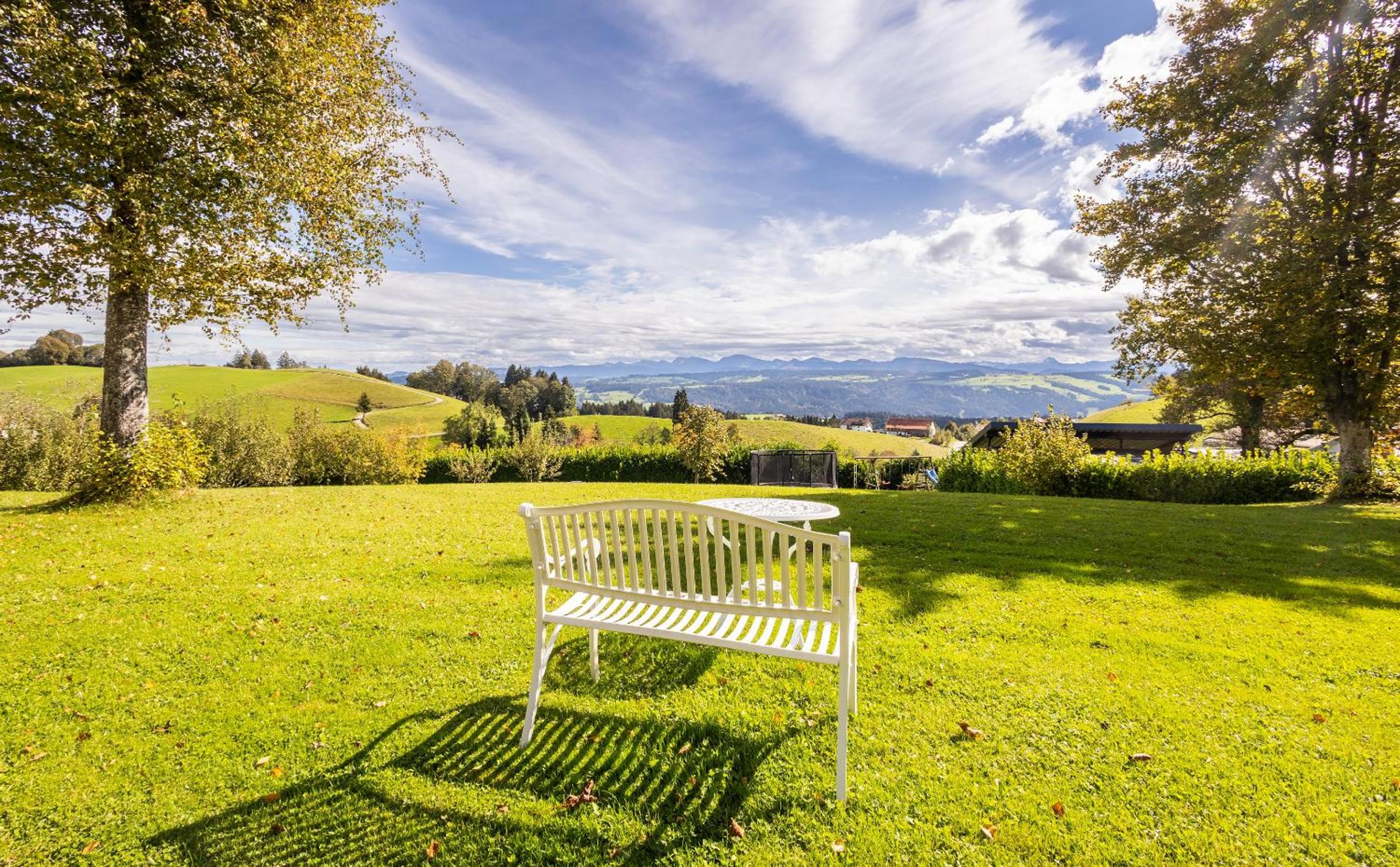 Bergwald Panorama Suiten view 3