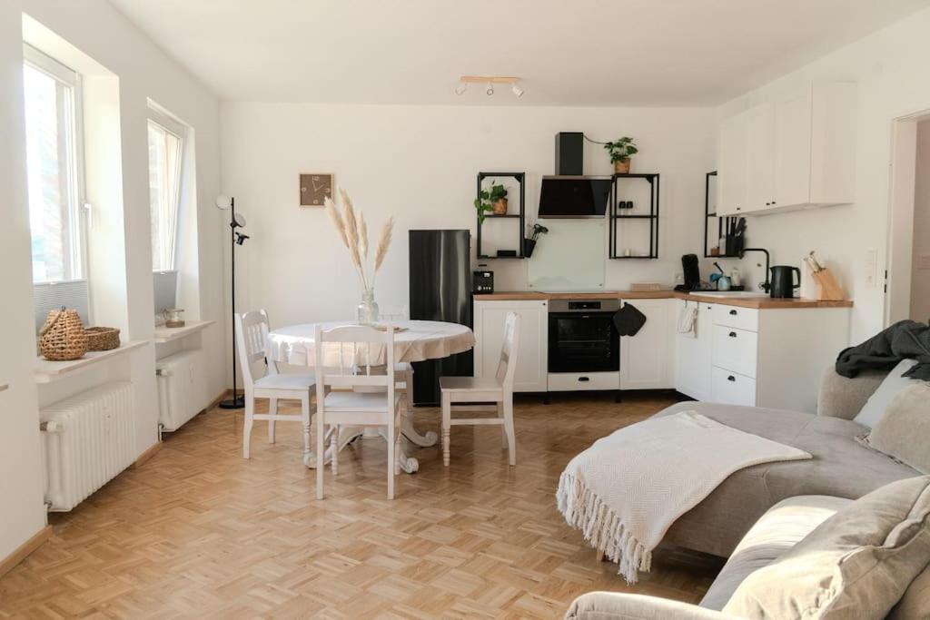 Ferienwohnung - 
