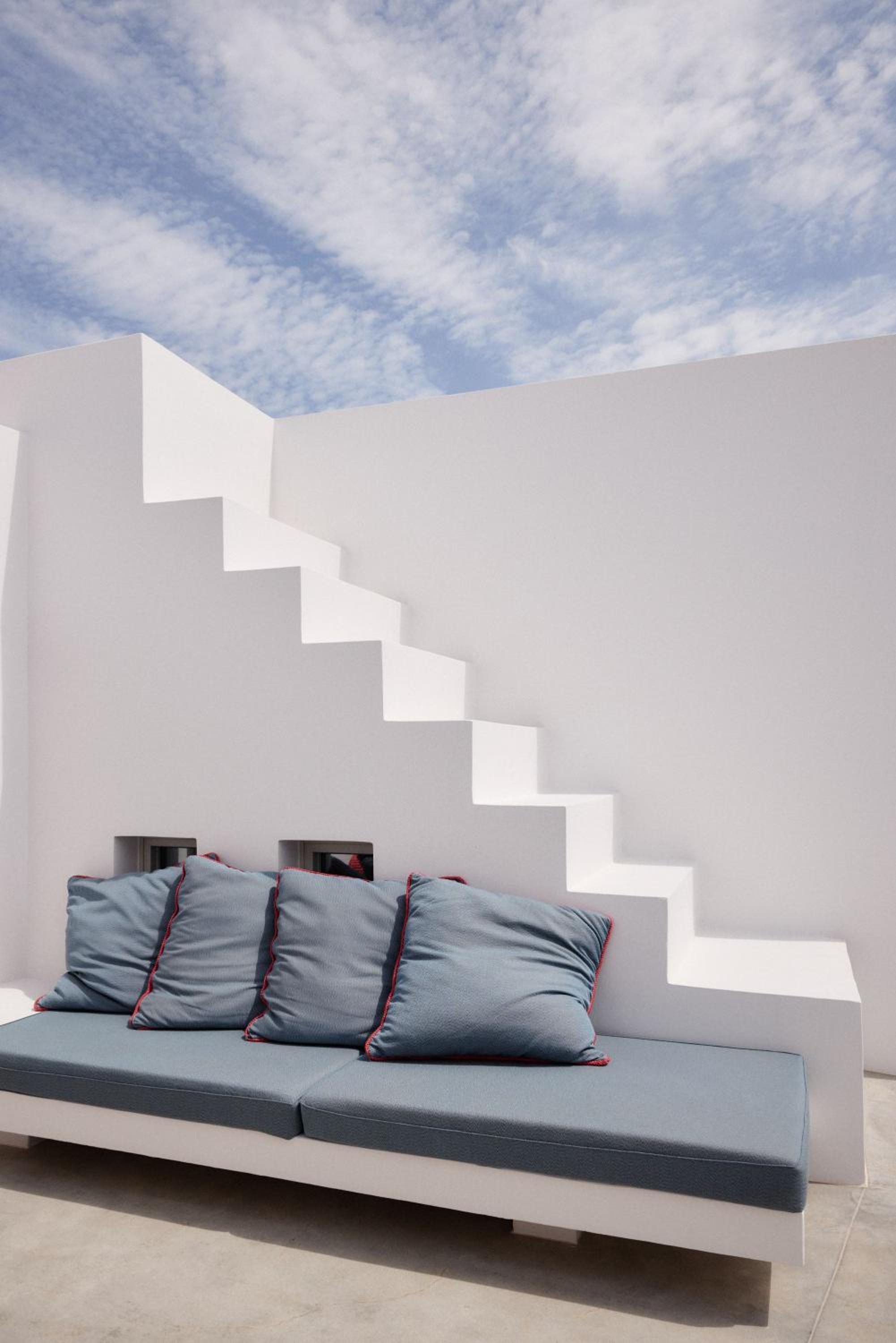 Villa Nites in Syros view 2