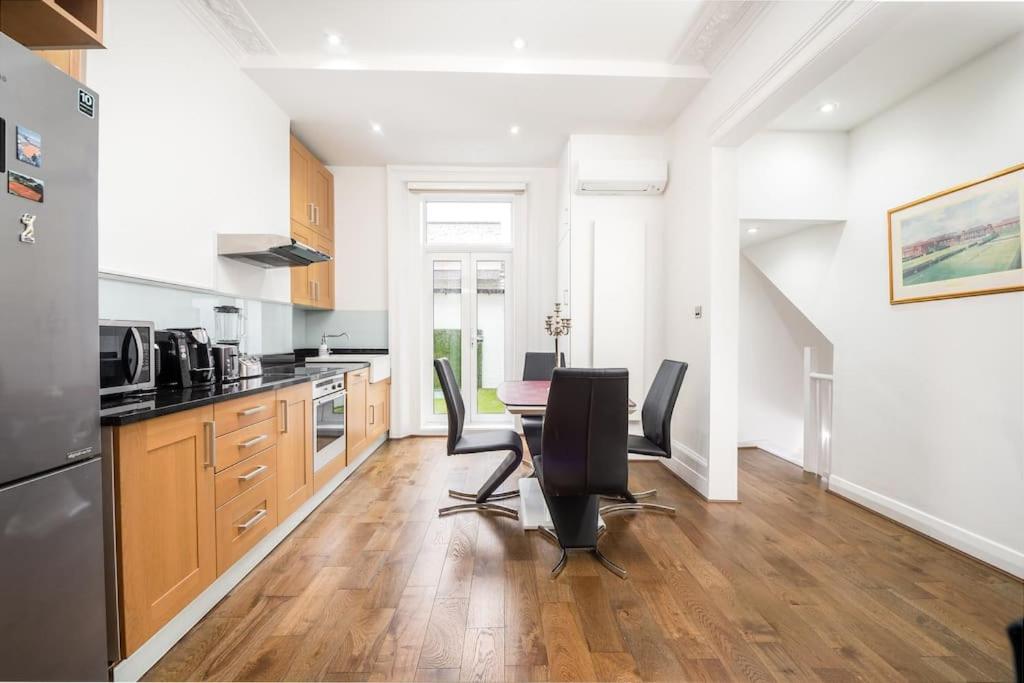 CAPITAL Modern Two Bedroom Apartment in Chelsea GGR photo 2