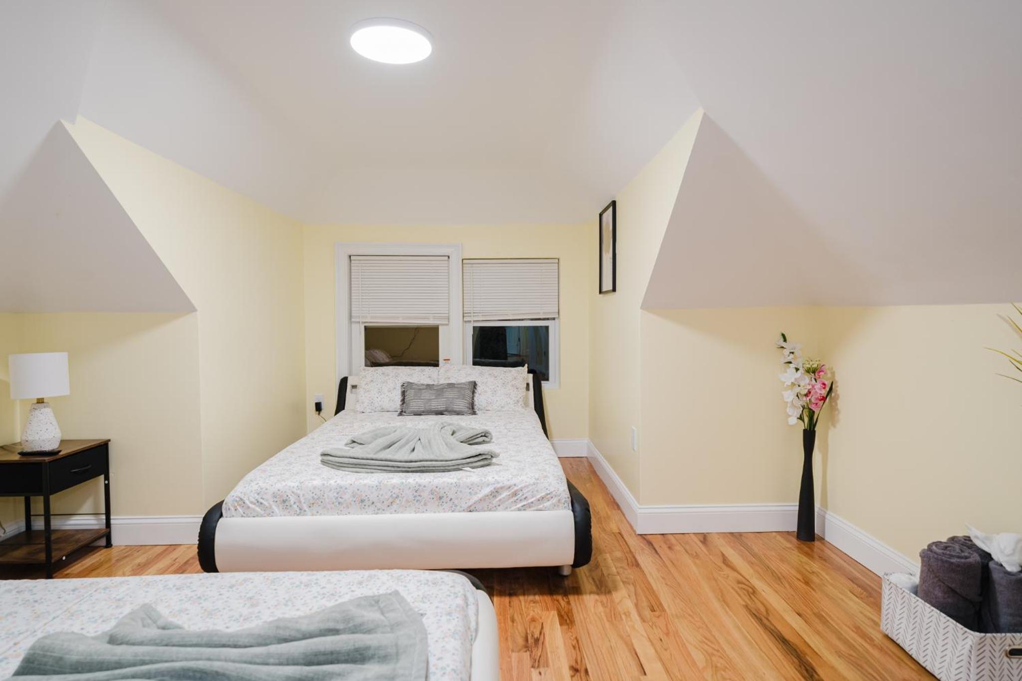 14-2-5BR Milton - Near Blue Hills