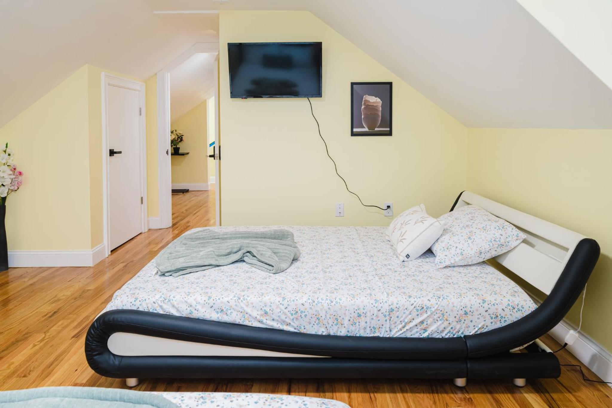 14-2-5BR Milton - Near Blue Hills