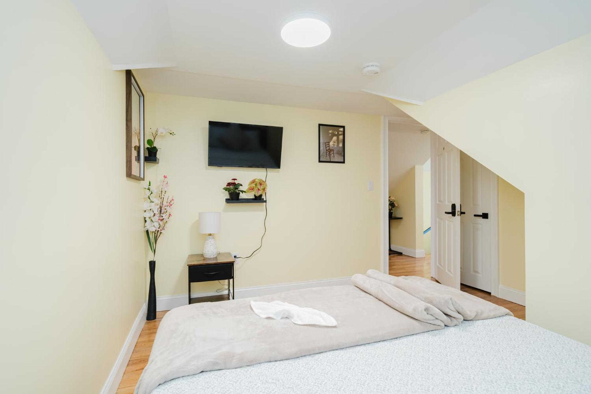 14-2-5BR Milton - Near Blue Hills