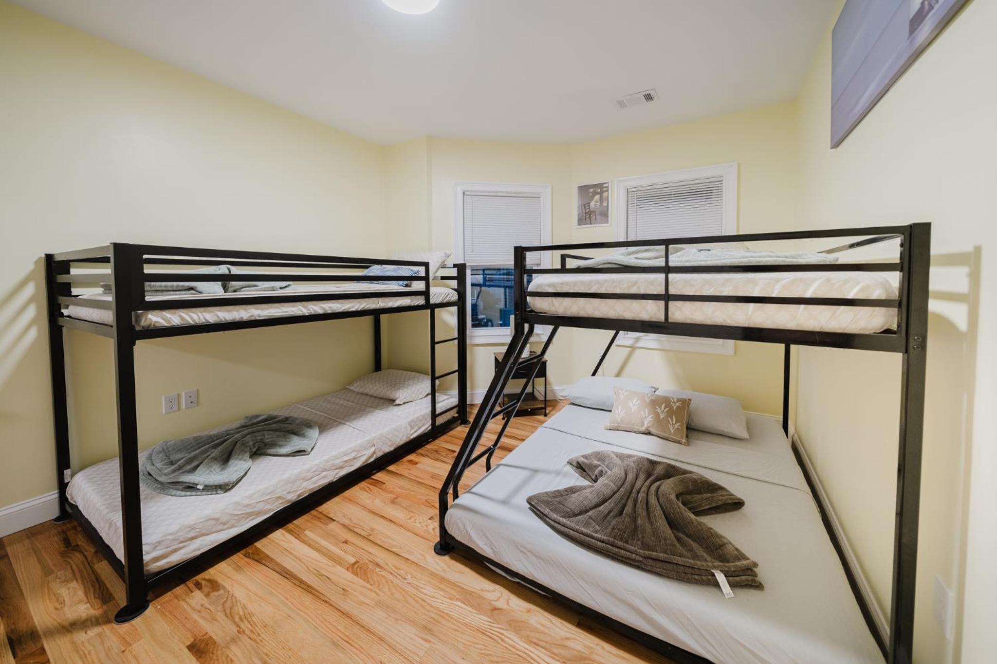 14-2-5BR Milton - Near Blue Hills