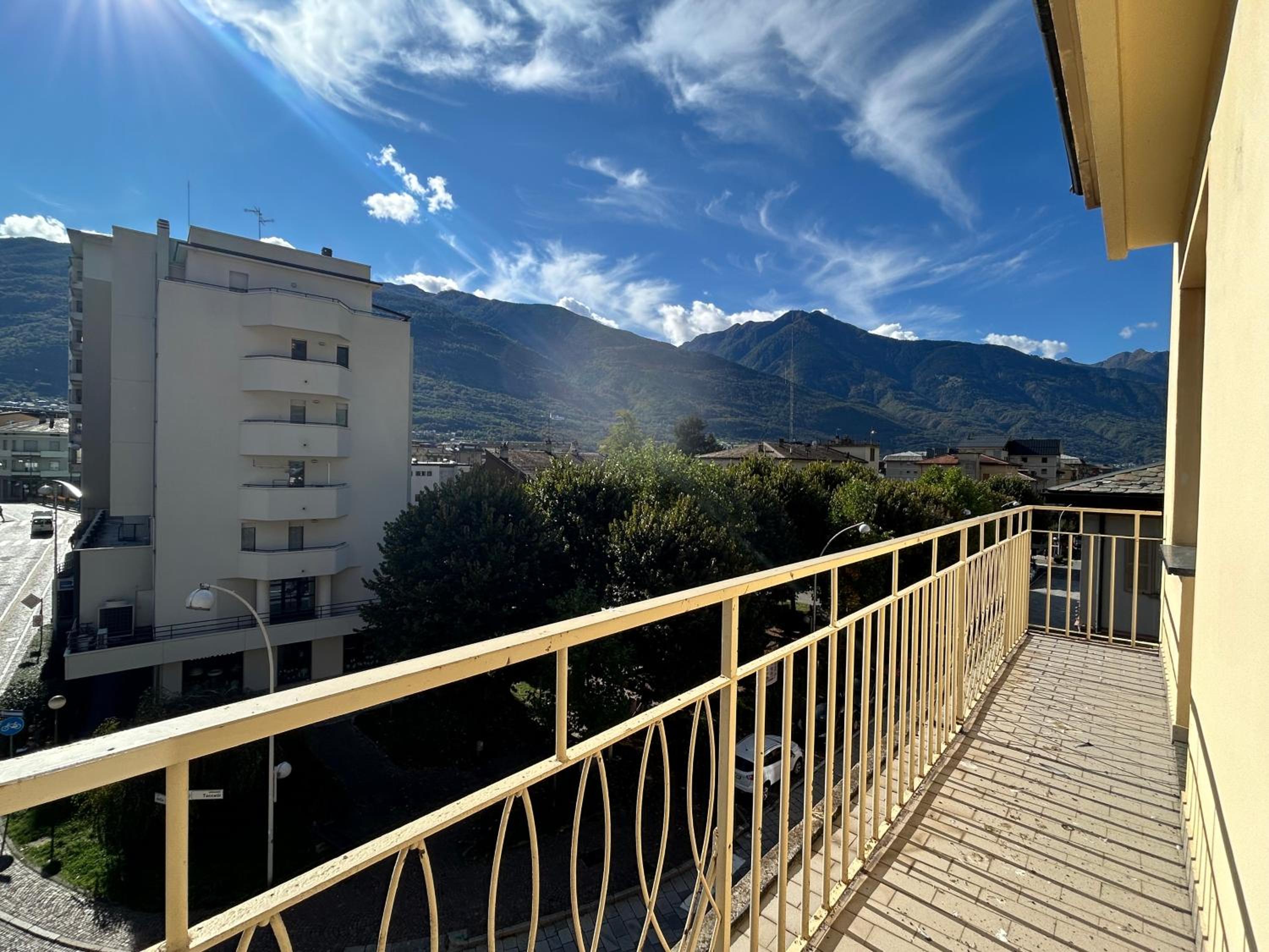 Appartamento centro Sondrio view 2