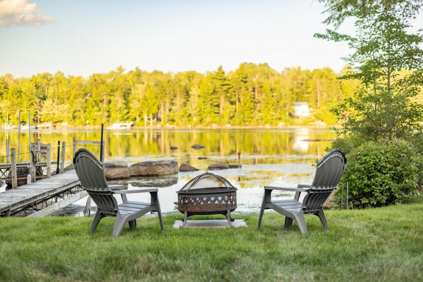 Highland Lake Waterfront Cabin
