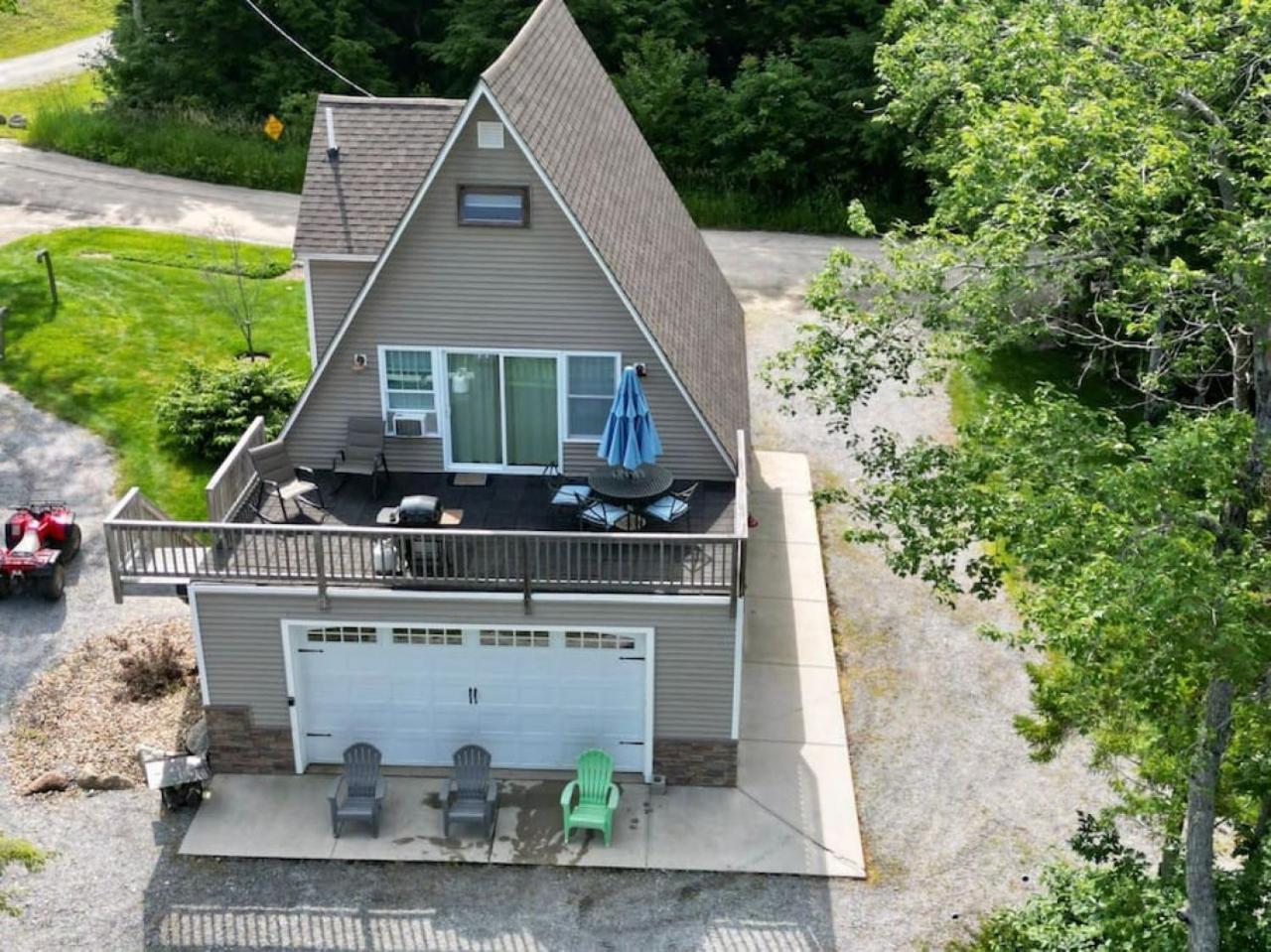 Highland Lake Waterfront Cabin