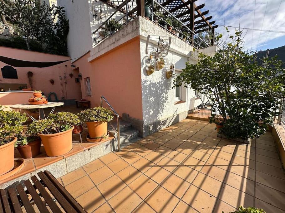Bonito apartamento cerca de la playa con gran terraza AV-04