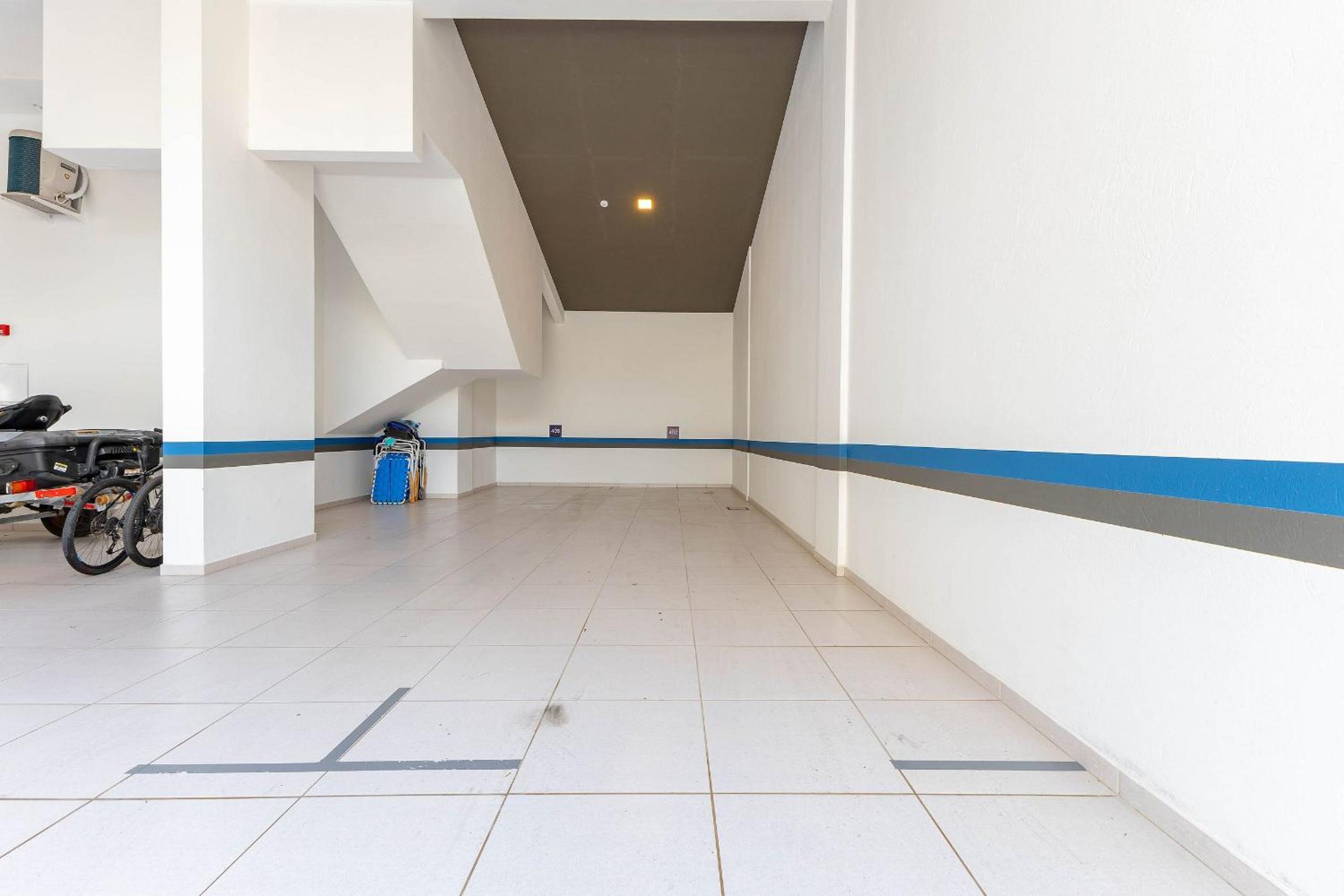 Apartamento alto padrão com piscina a 50 mts da praia