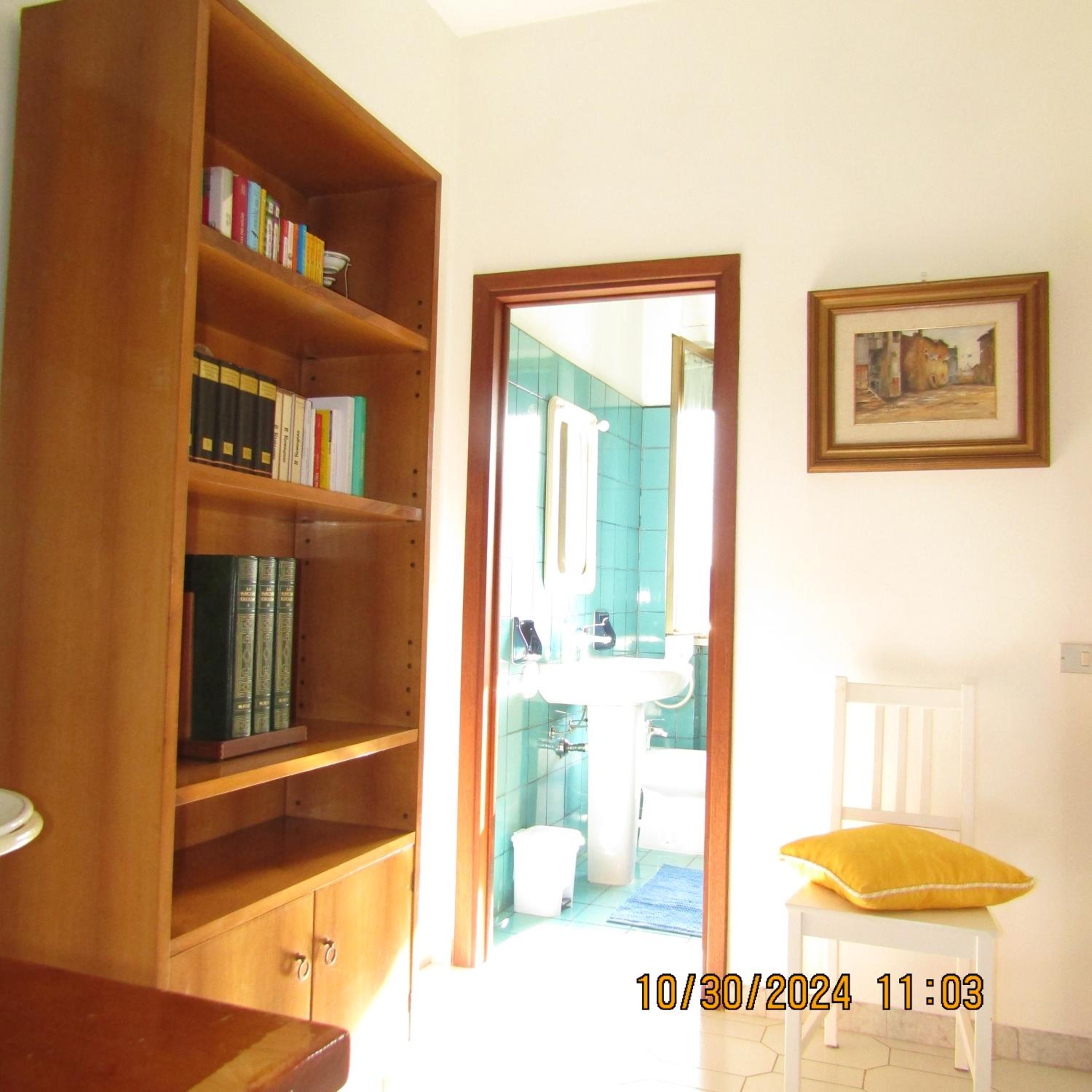 Photo 42