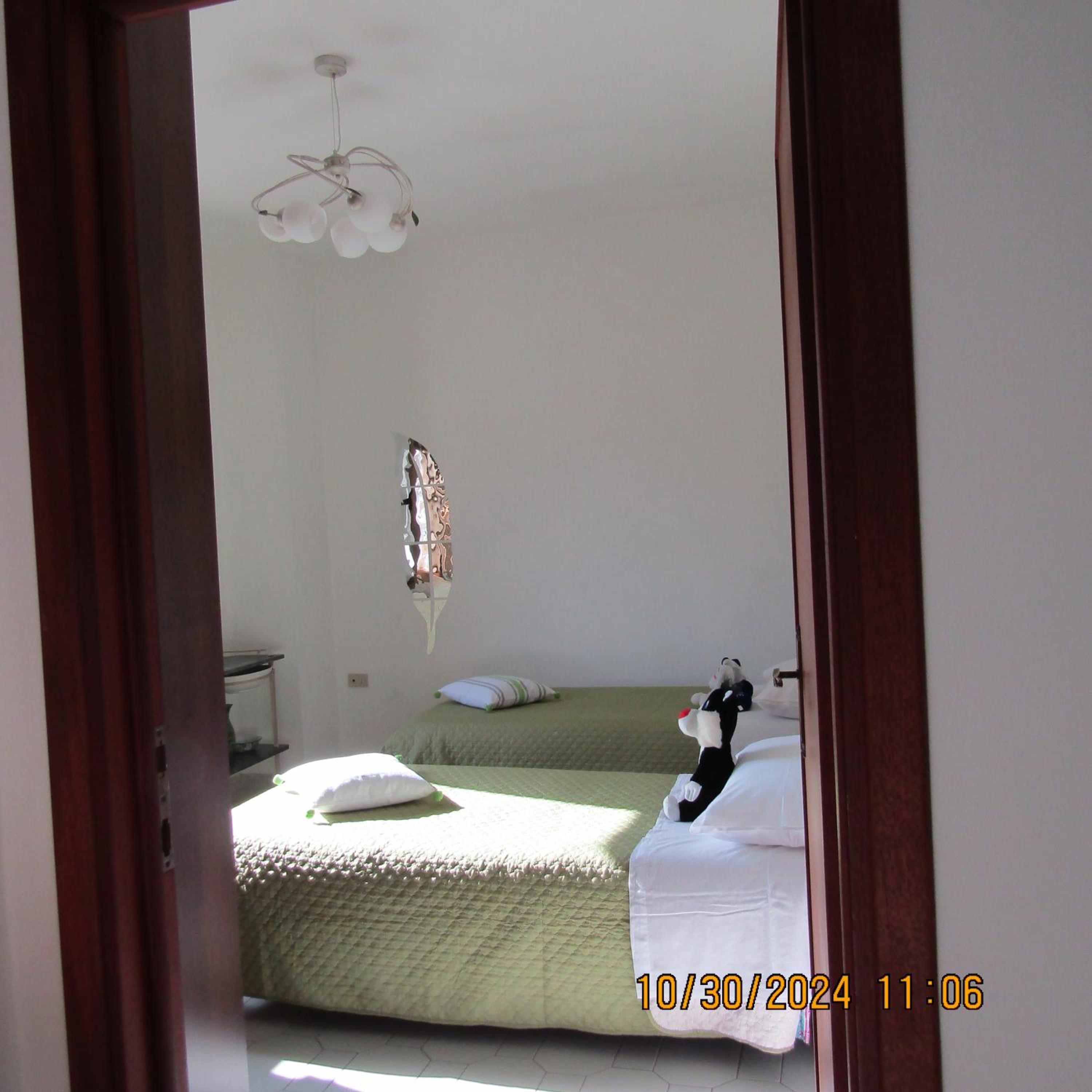 Photo 34