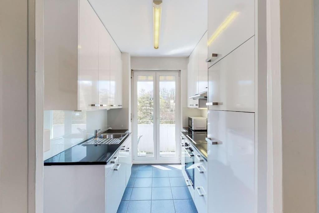 Very spacious studio in city center - Parkview 4
