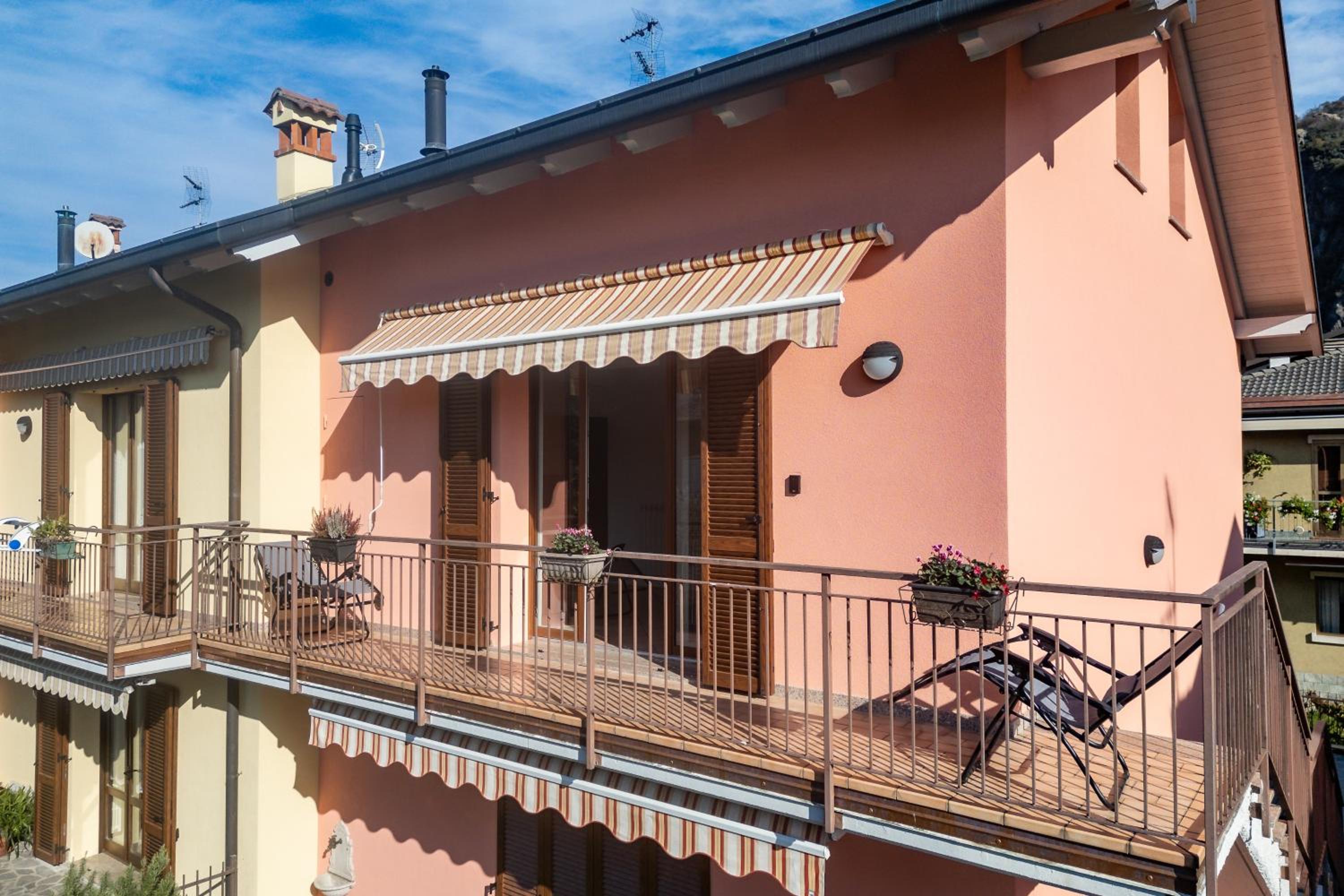 Villa Golden Lake 1 - just few steps from the lake view 4