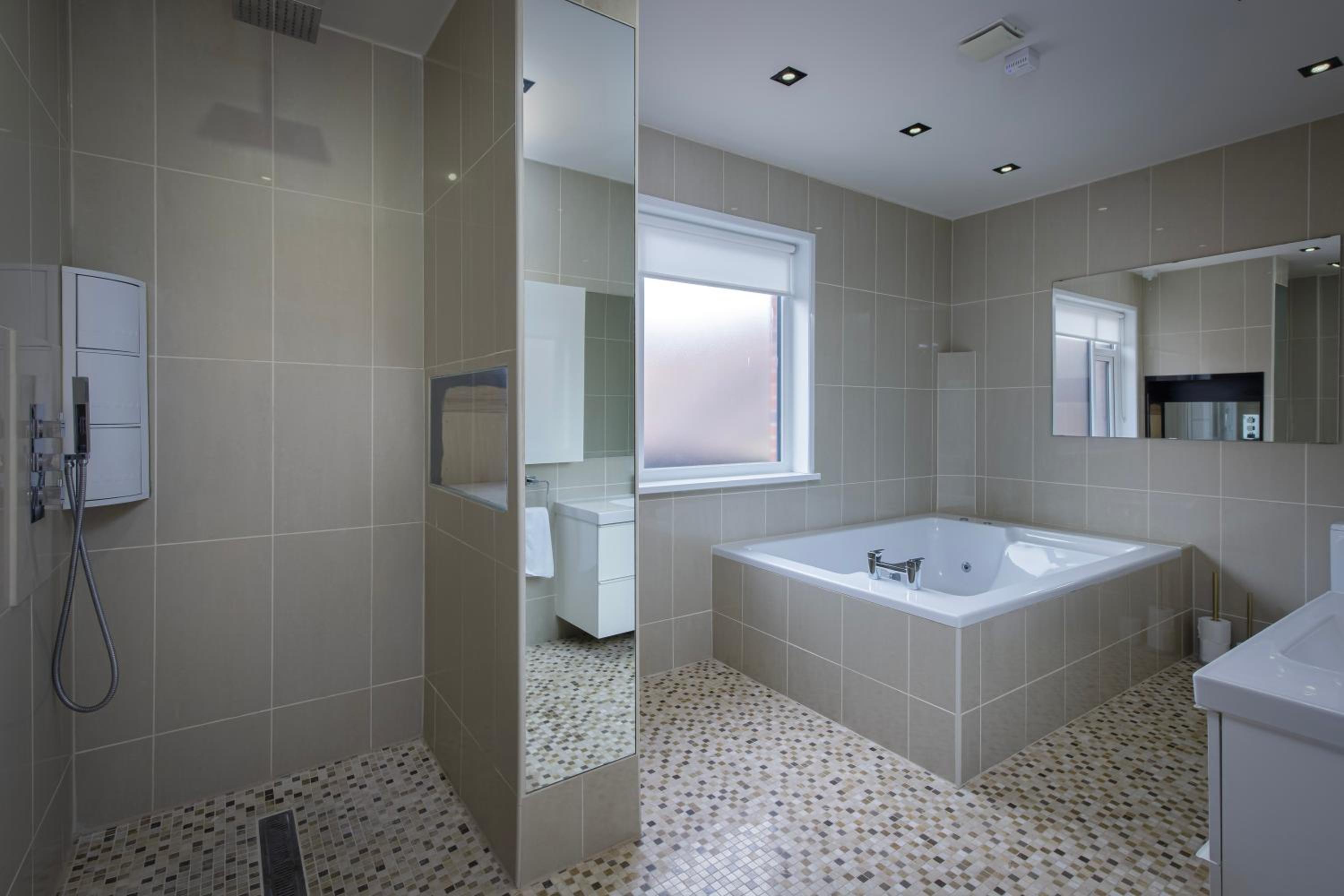 Blackpool Pleasure Beach Luxury Villa view 5