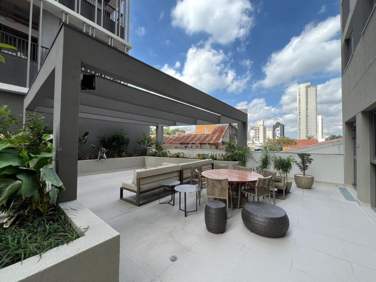 FL1207 · Espetacular na Faria Lima com Piscina e Gym