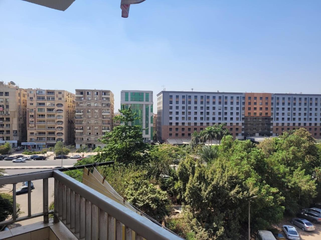 Cairo Airport Sheraton Al-Matar lovely sunlit flat