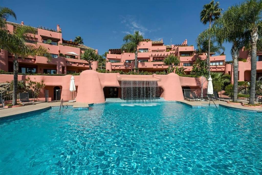 Frontline luxury ground floor apartment