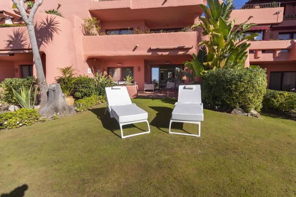 Frontline luxury ground floor apartment