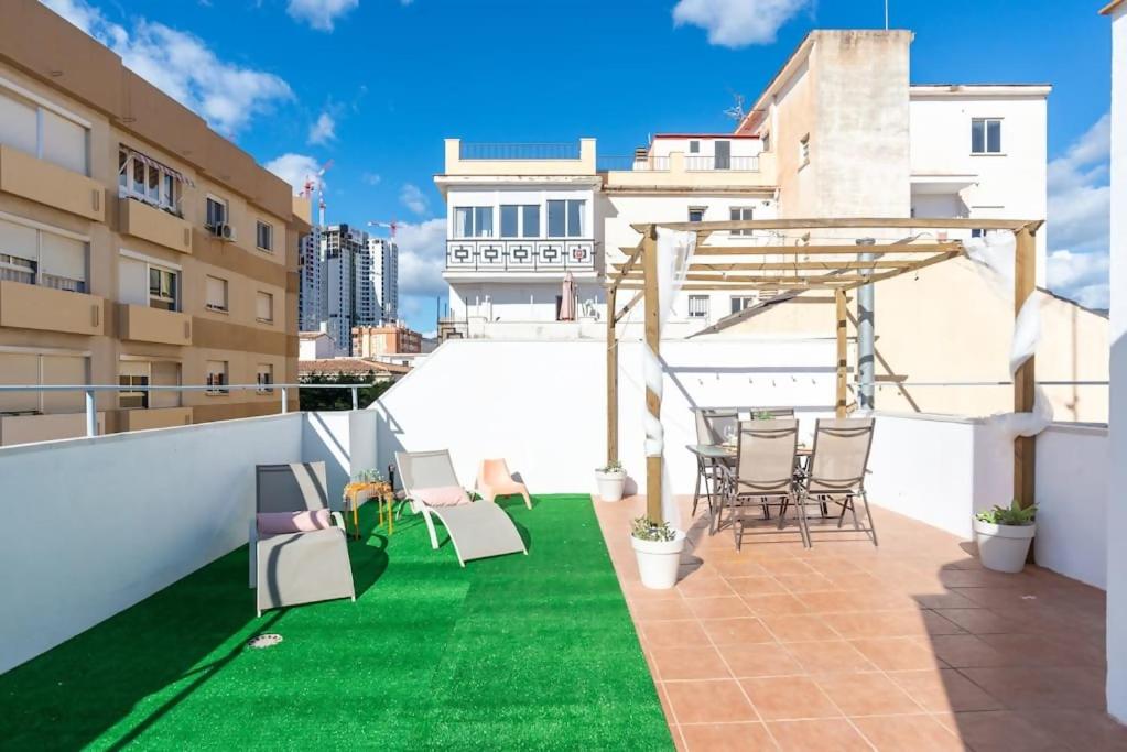 Hotel Ático soleado en el centro de Málaga - Image 1
