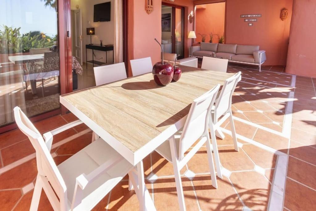 Frontline luxury ground floor apartment