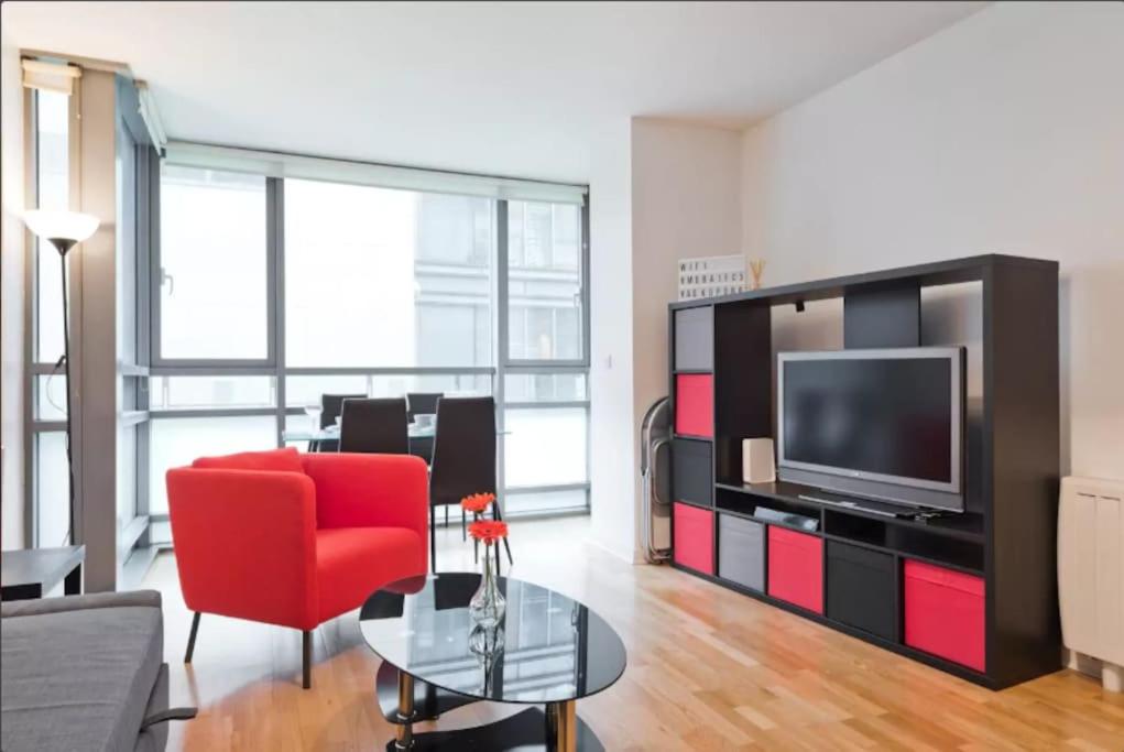 Bright & Modern Dublin City Stay