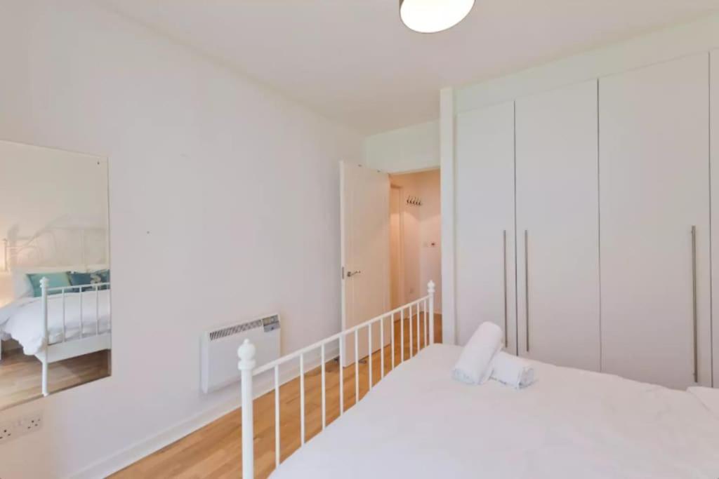 Bright & Modern Dublin City Stay
