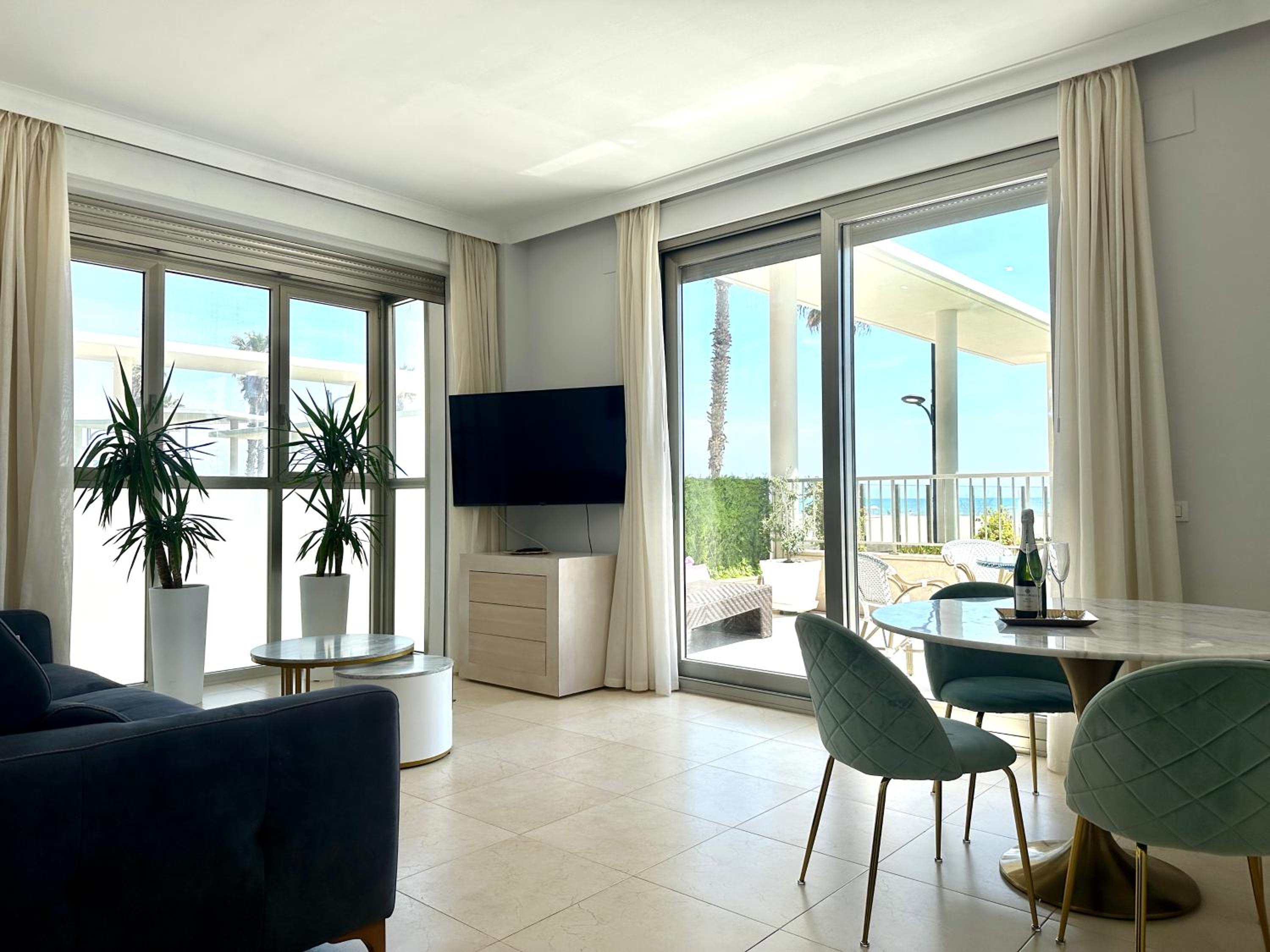 Reinapart Patacona Beachfront Seaview