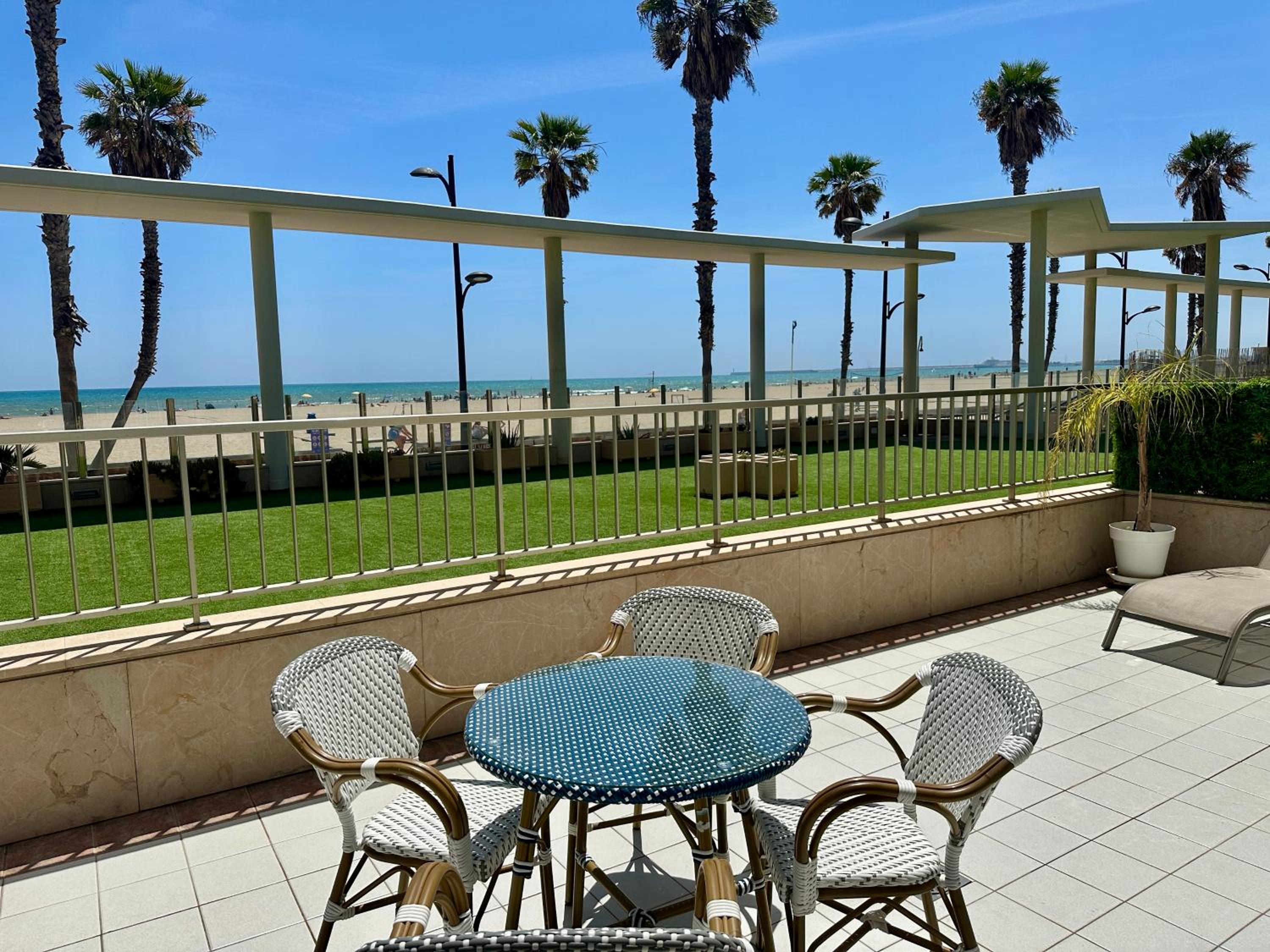 Reinapart Patacona Beachfront Seaview