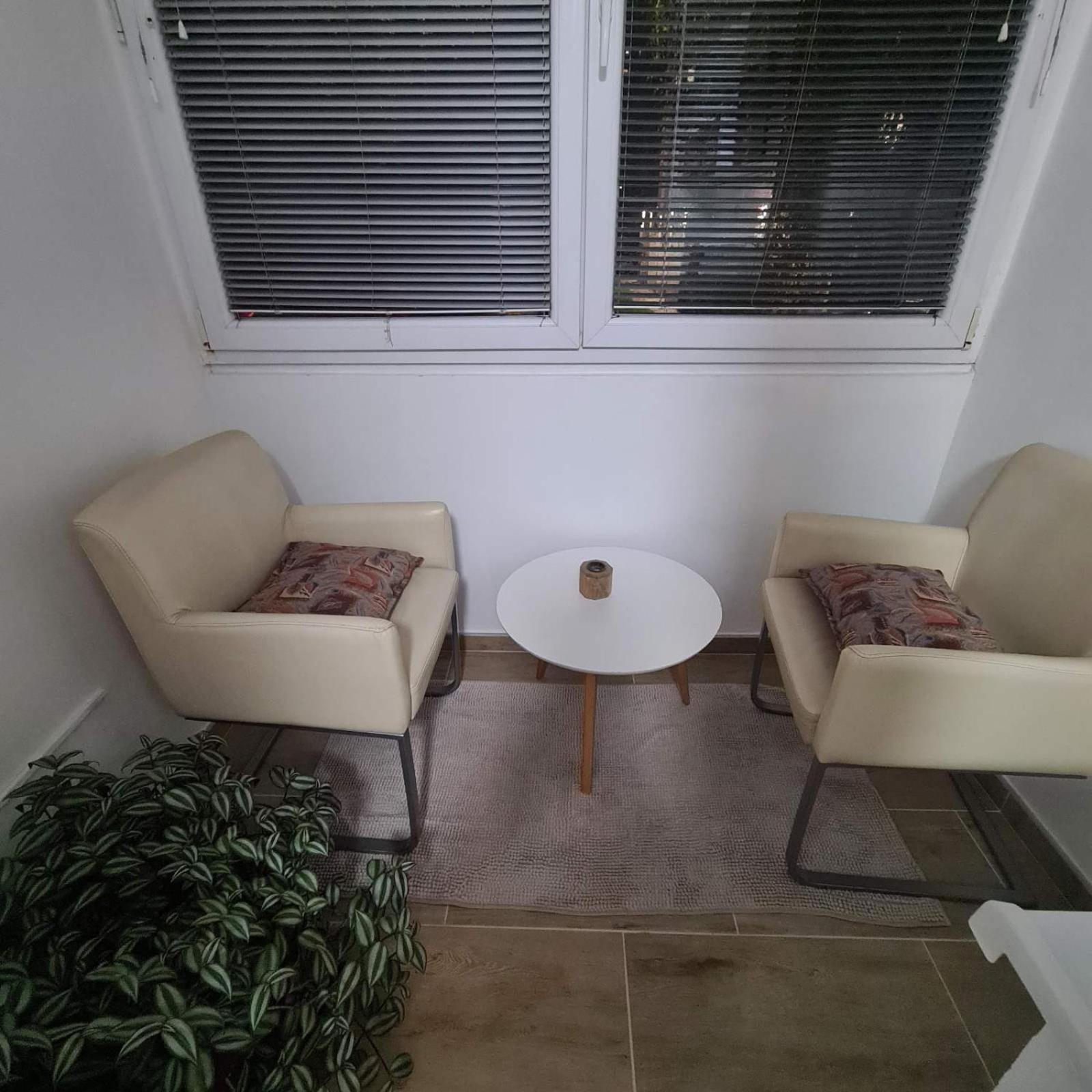 Family stay apartment Share